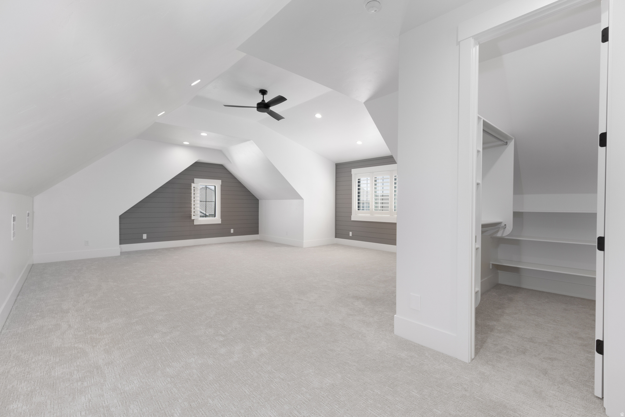 QUEENSRIDGE 3 - Residential