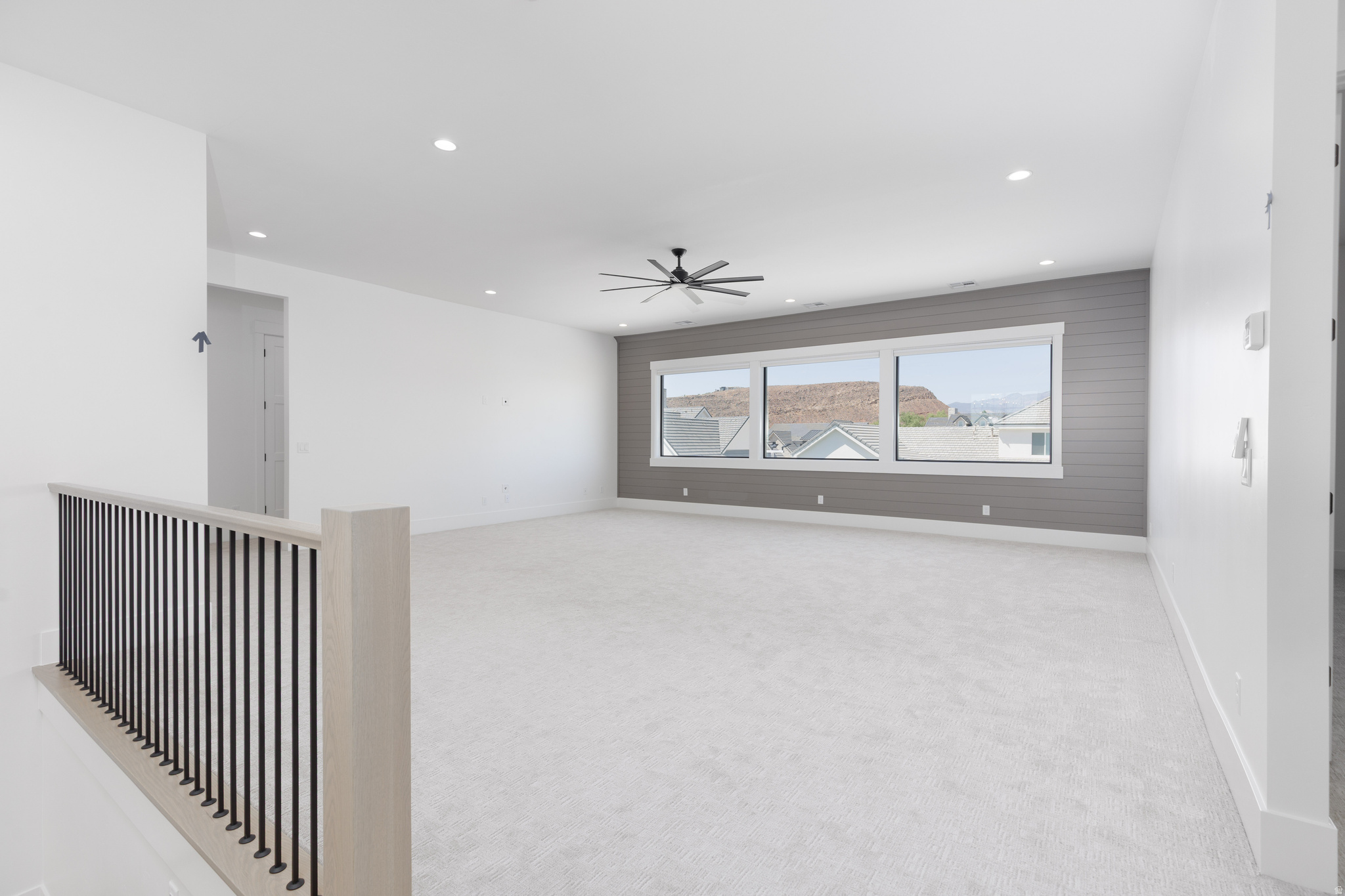 QUEENSRIDGE 3 - Residential