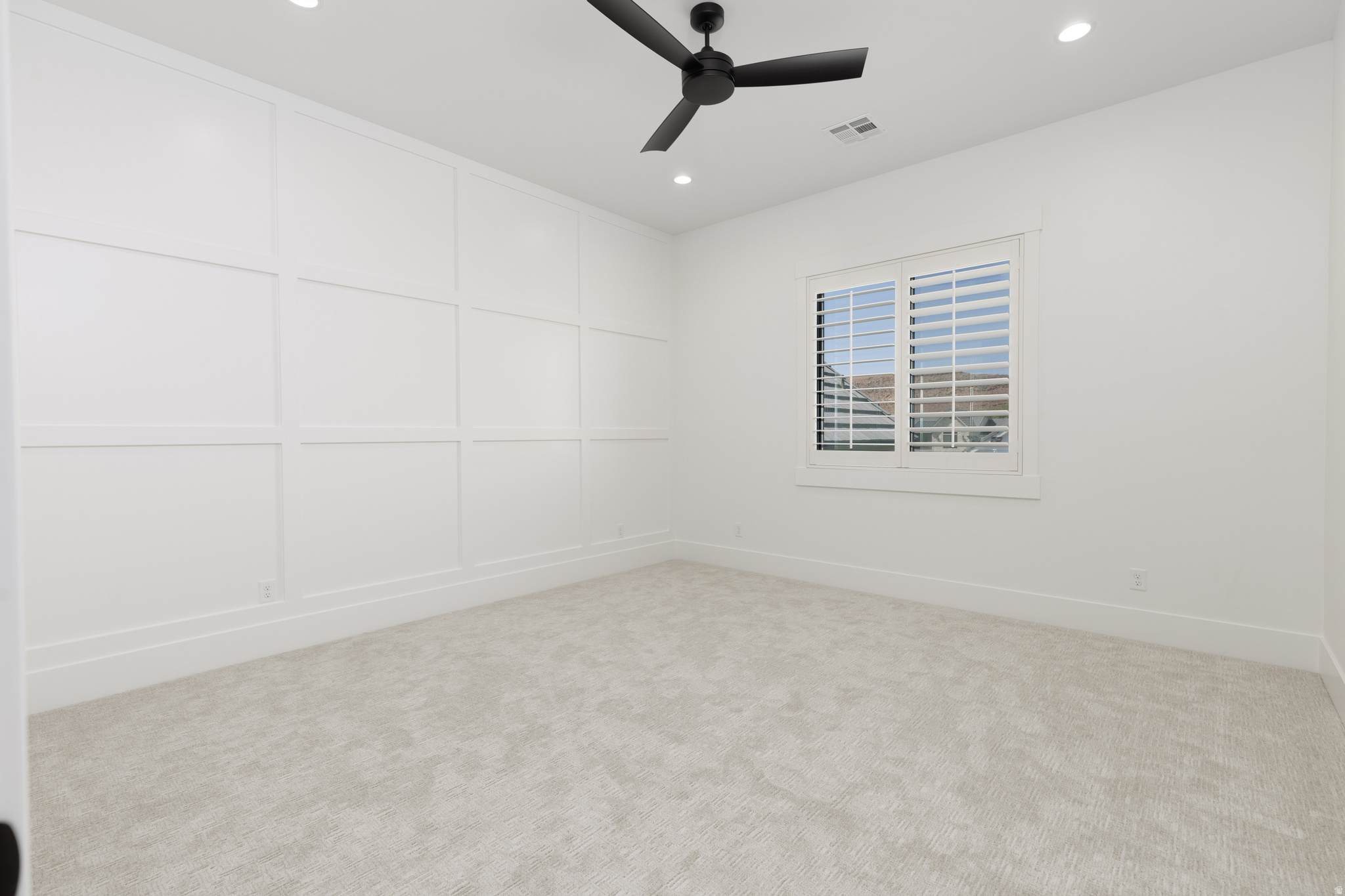 QUEENSRIDGE 3 - Residential