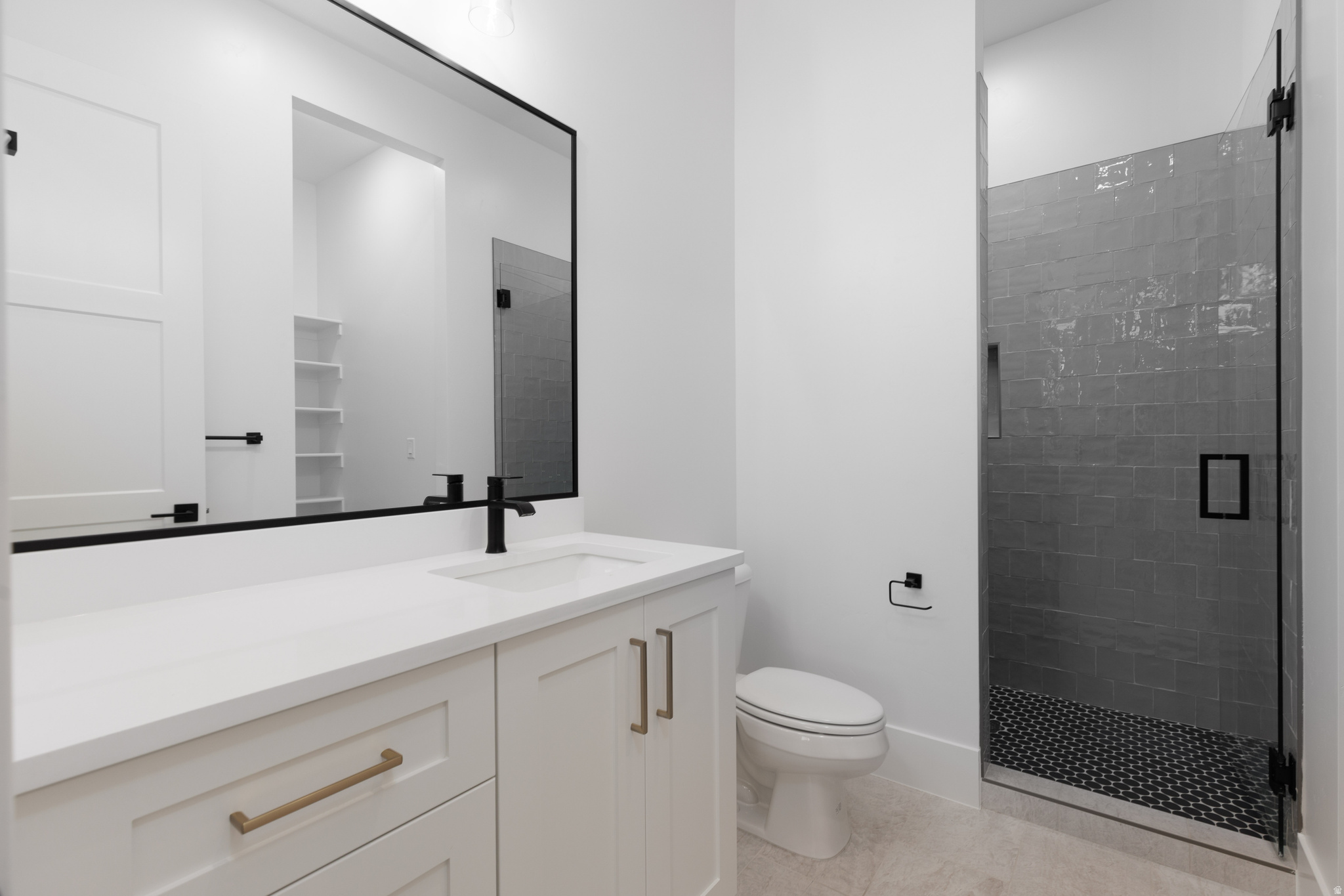 QUEENSRIDGE 3 - Residential