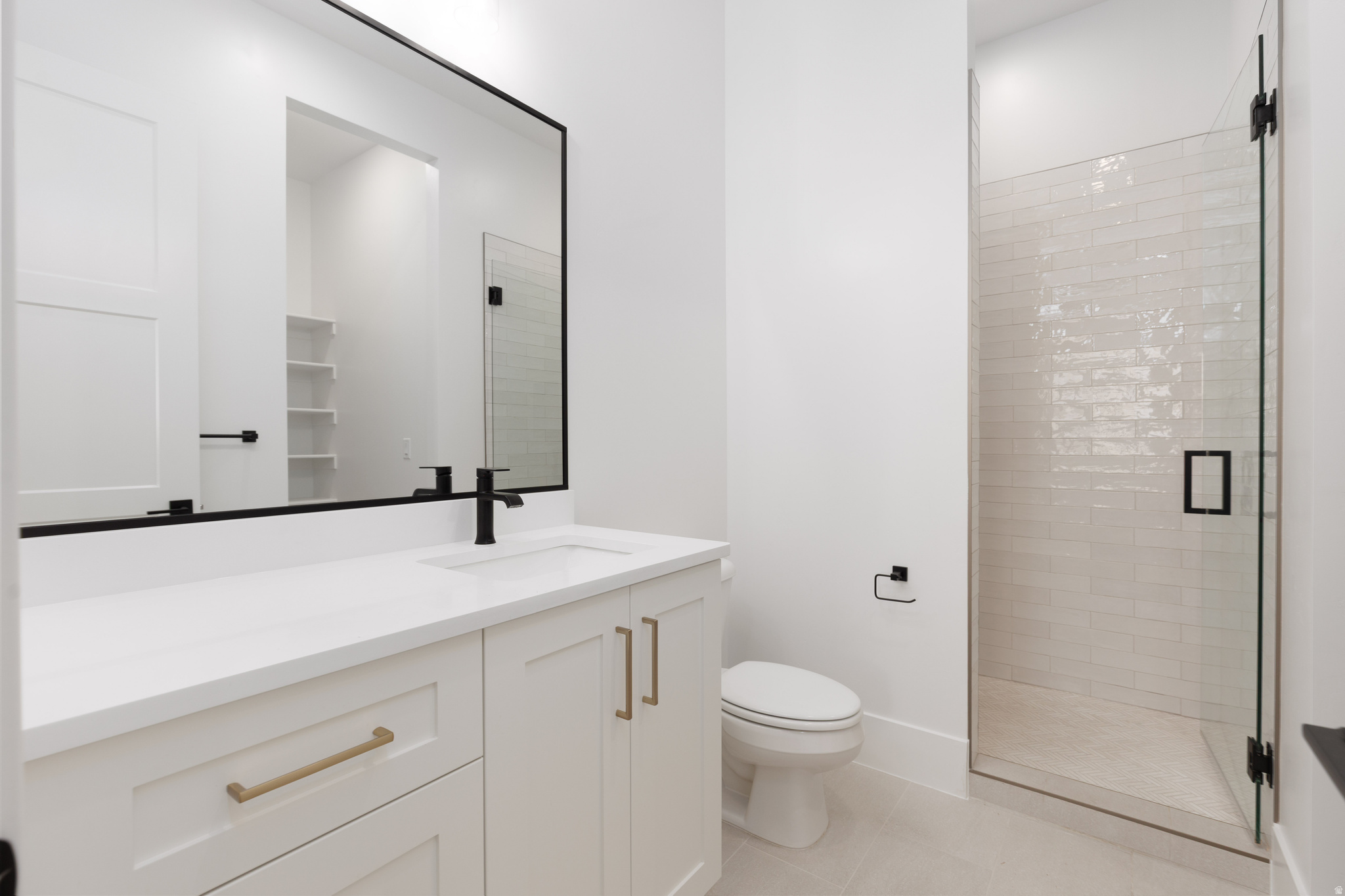 QUEENSRIDGE 3 - Residential