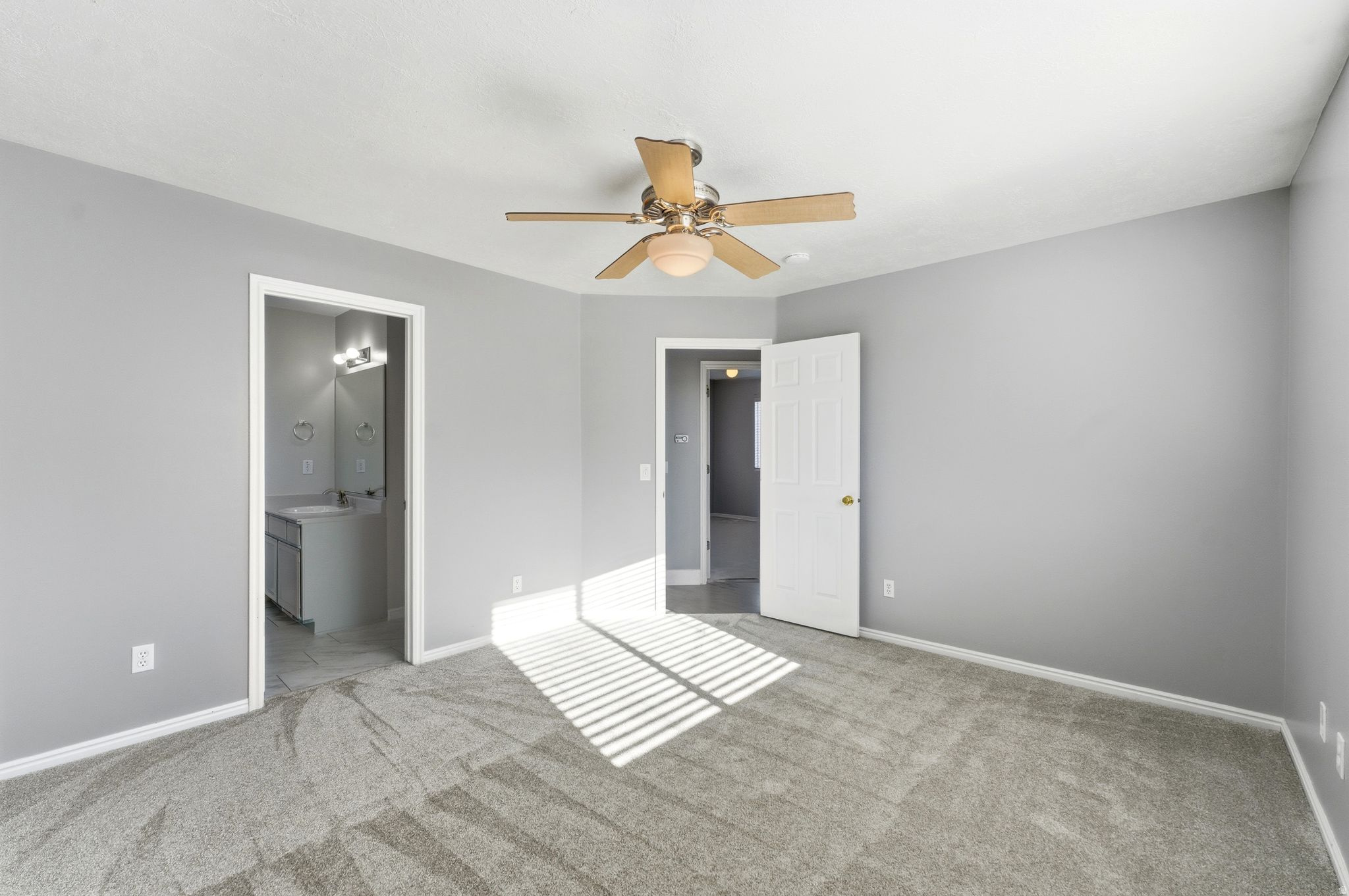 CLOVER DELL - Residential