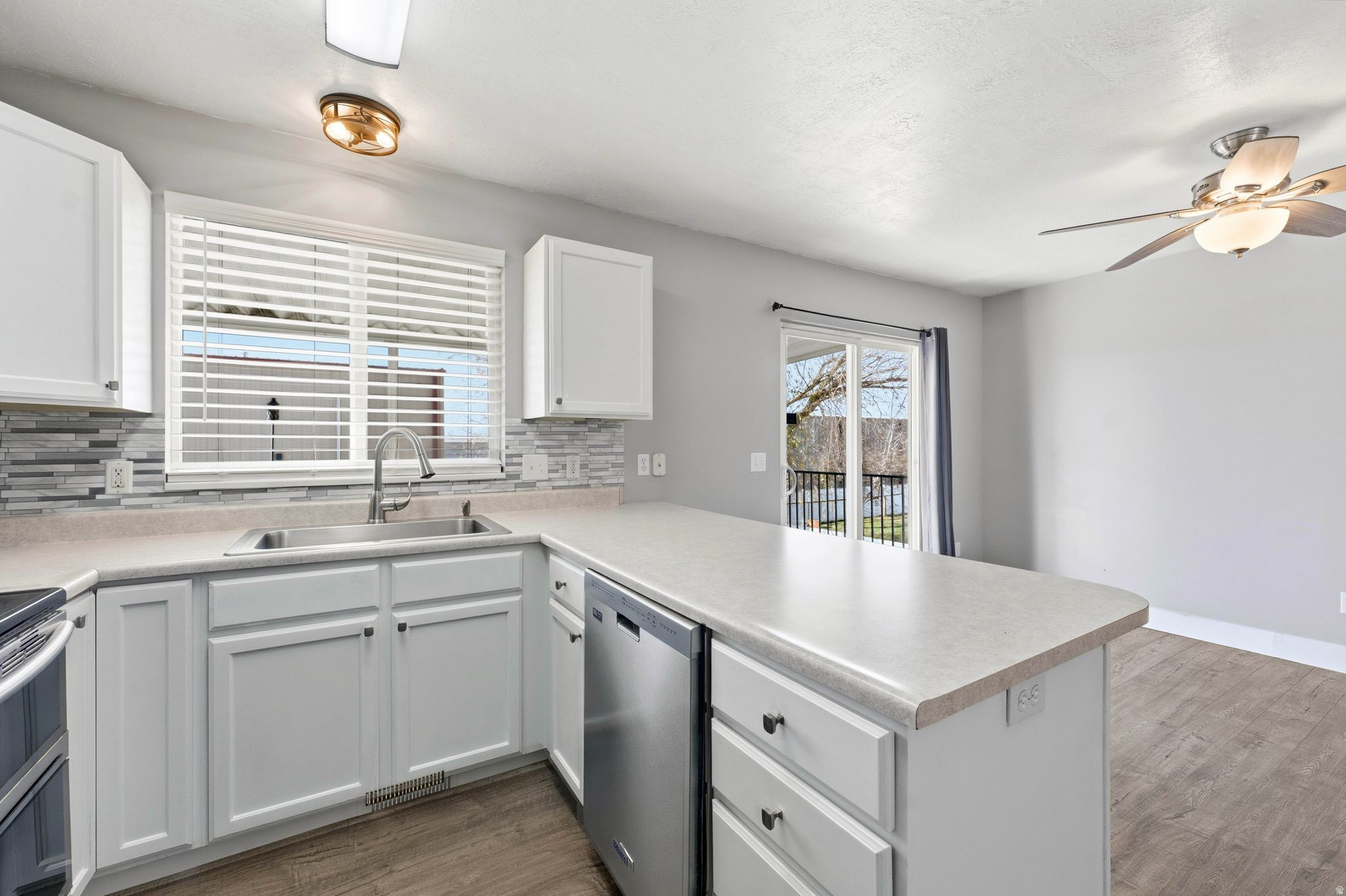 CLOVER DELL - Residential