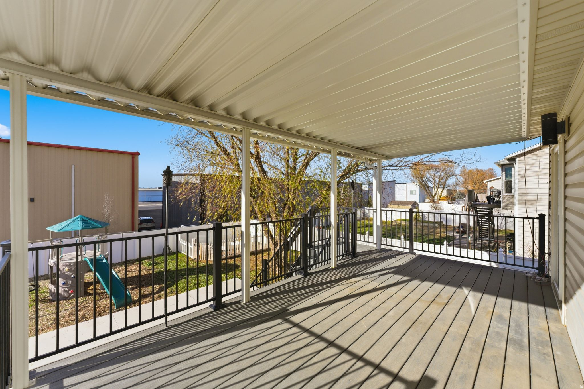 CLOVER DELL - Residential