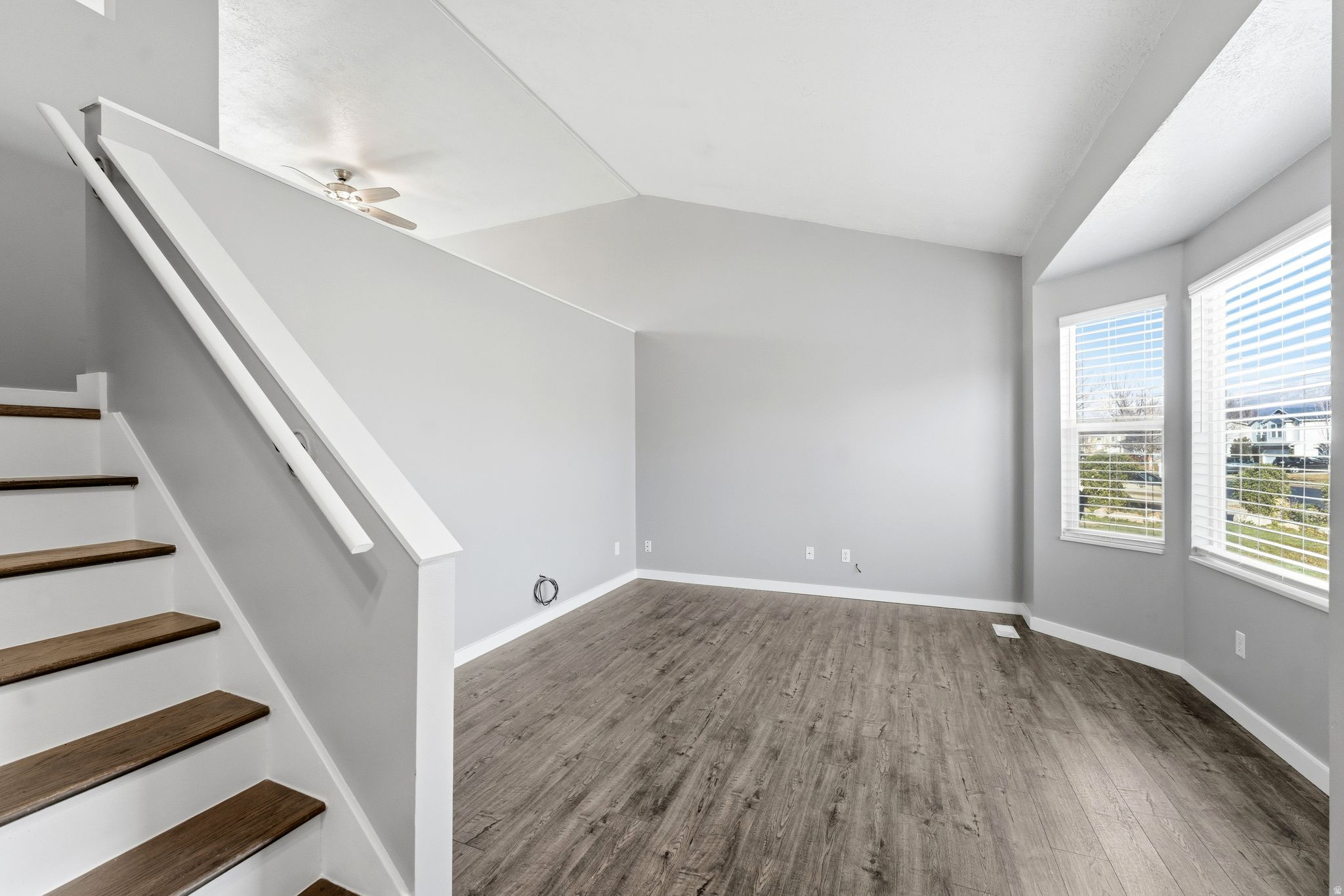 CLOVER DELL - Residential