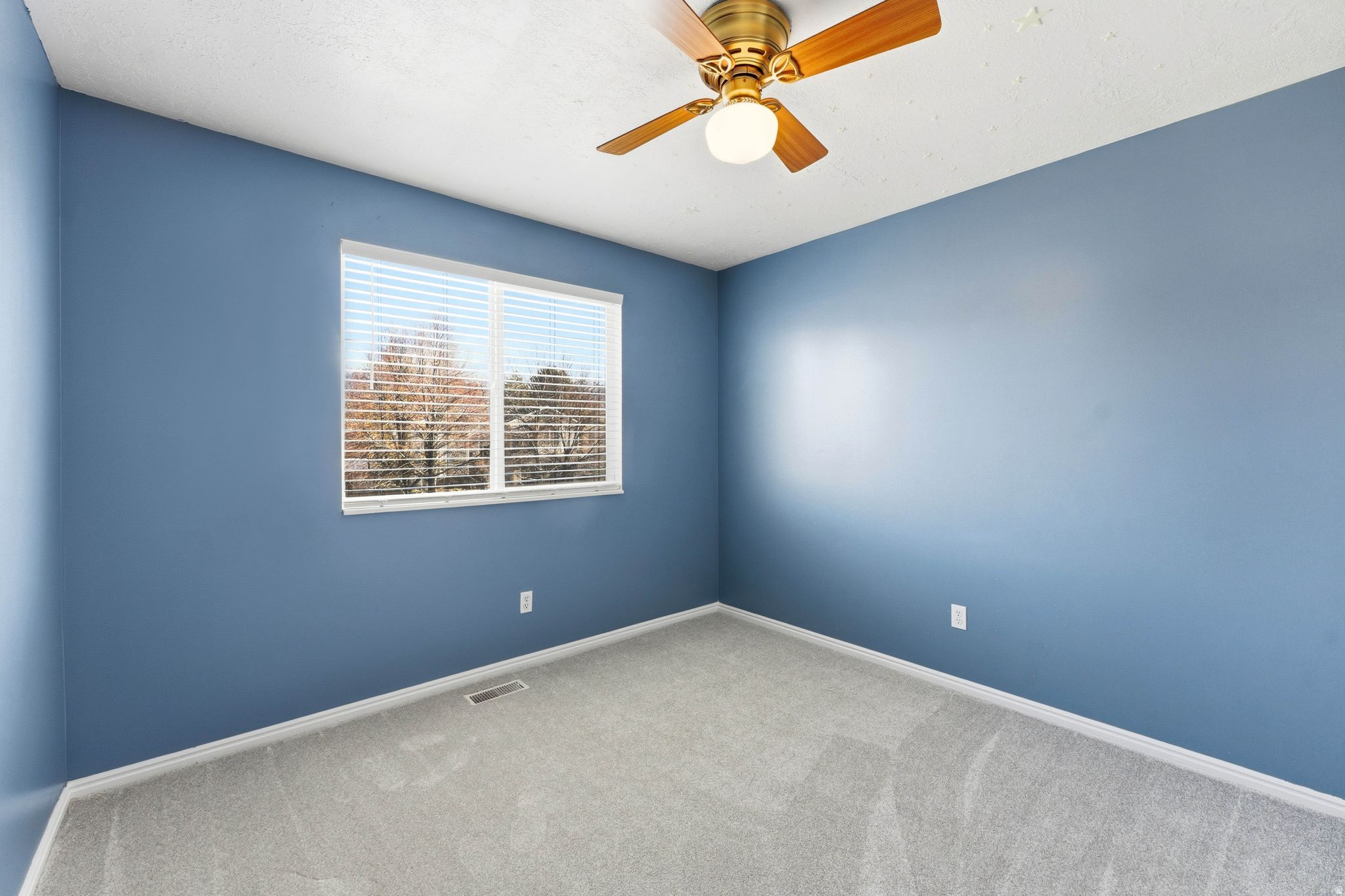 CLOVER DELL - Residential