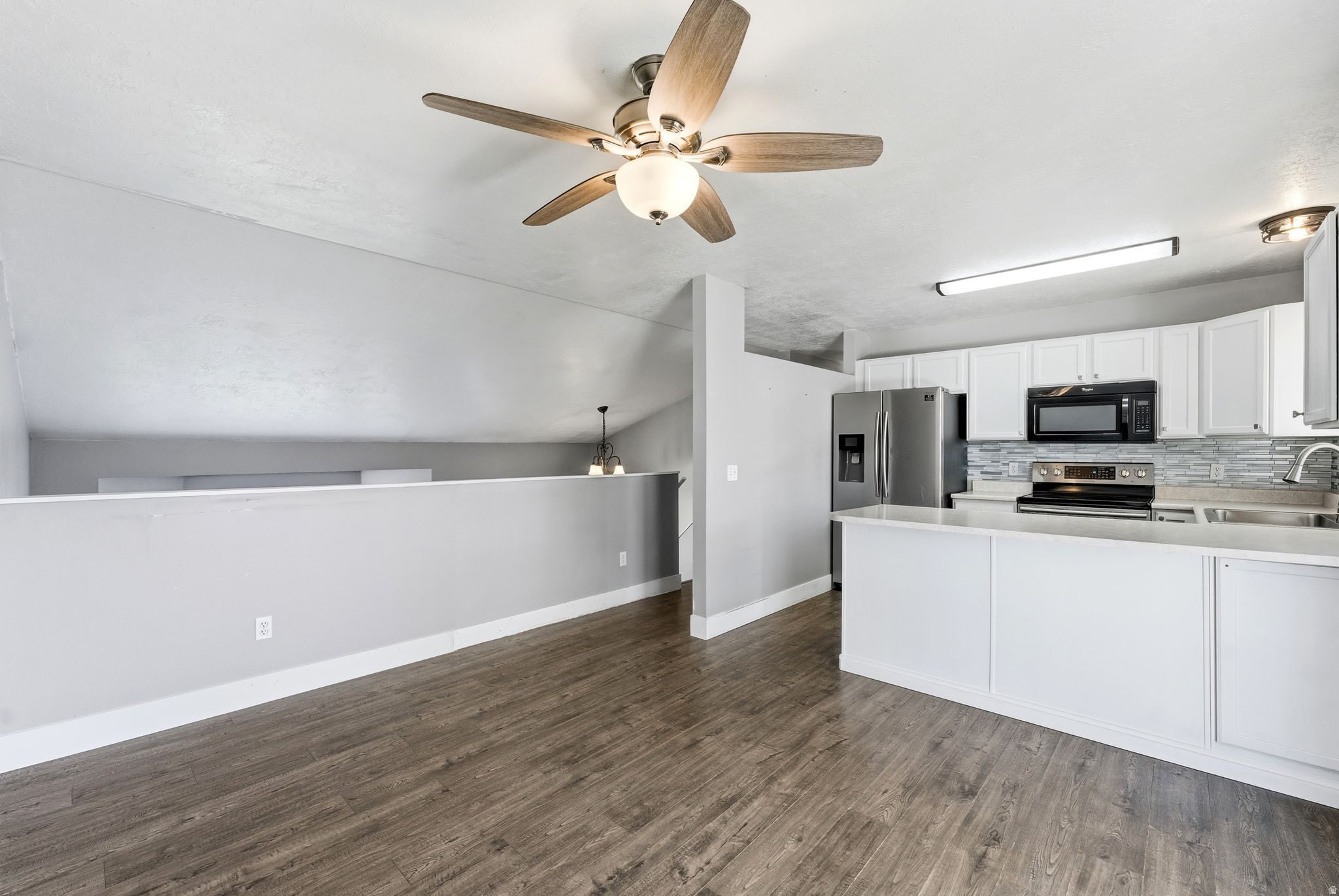 CLOVER DELL - Residential