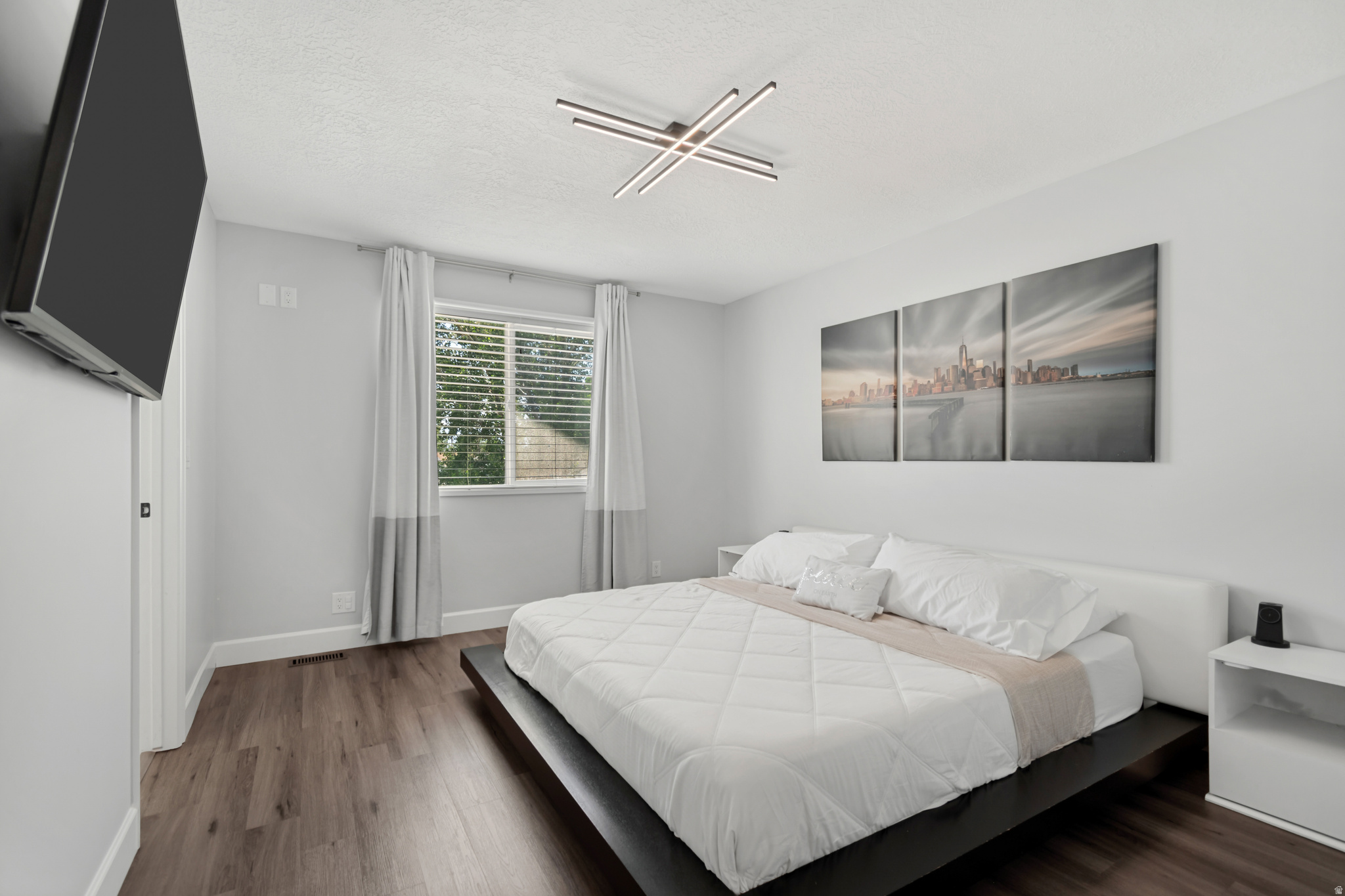 TIFFANY PLACE - Residential