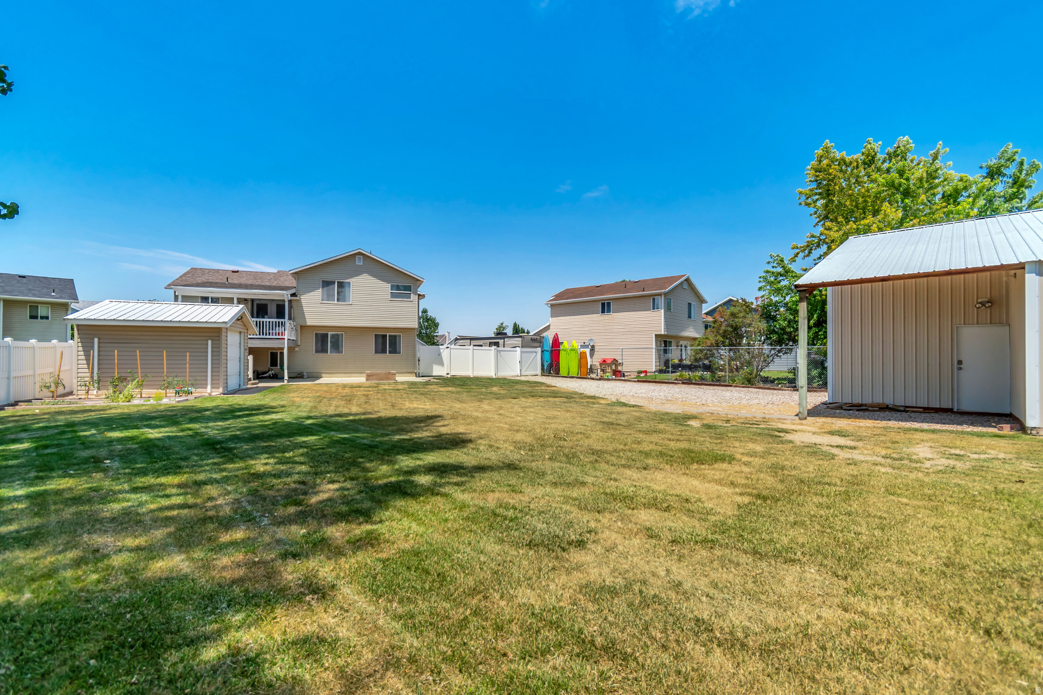 TIFFANY PLACE - Residential