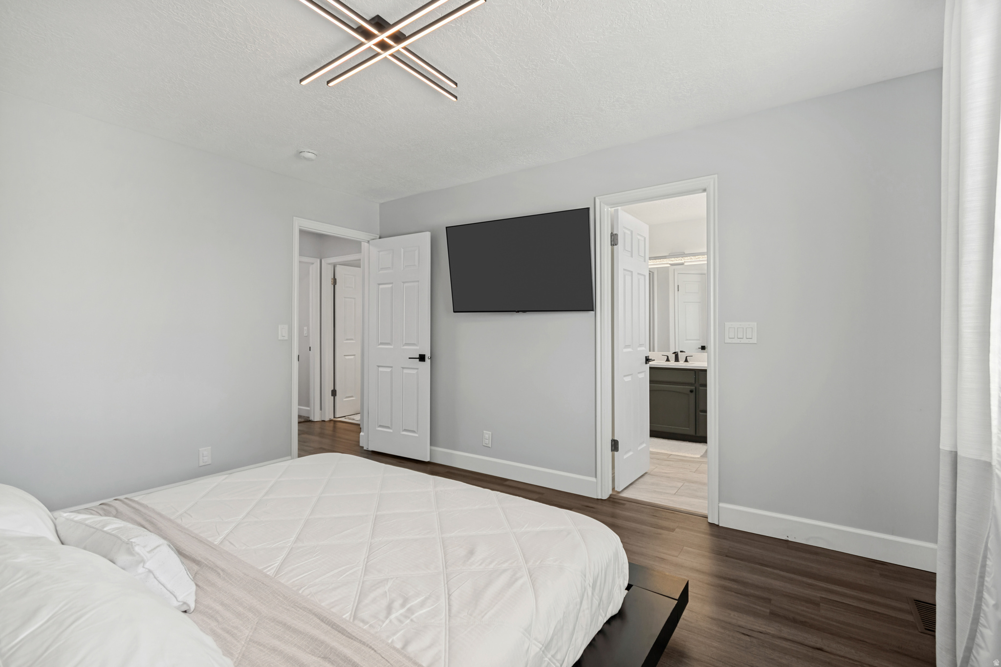 TIFFANY PLACE - Residential
