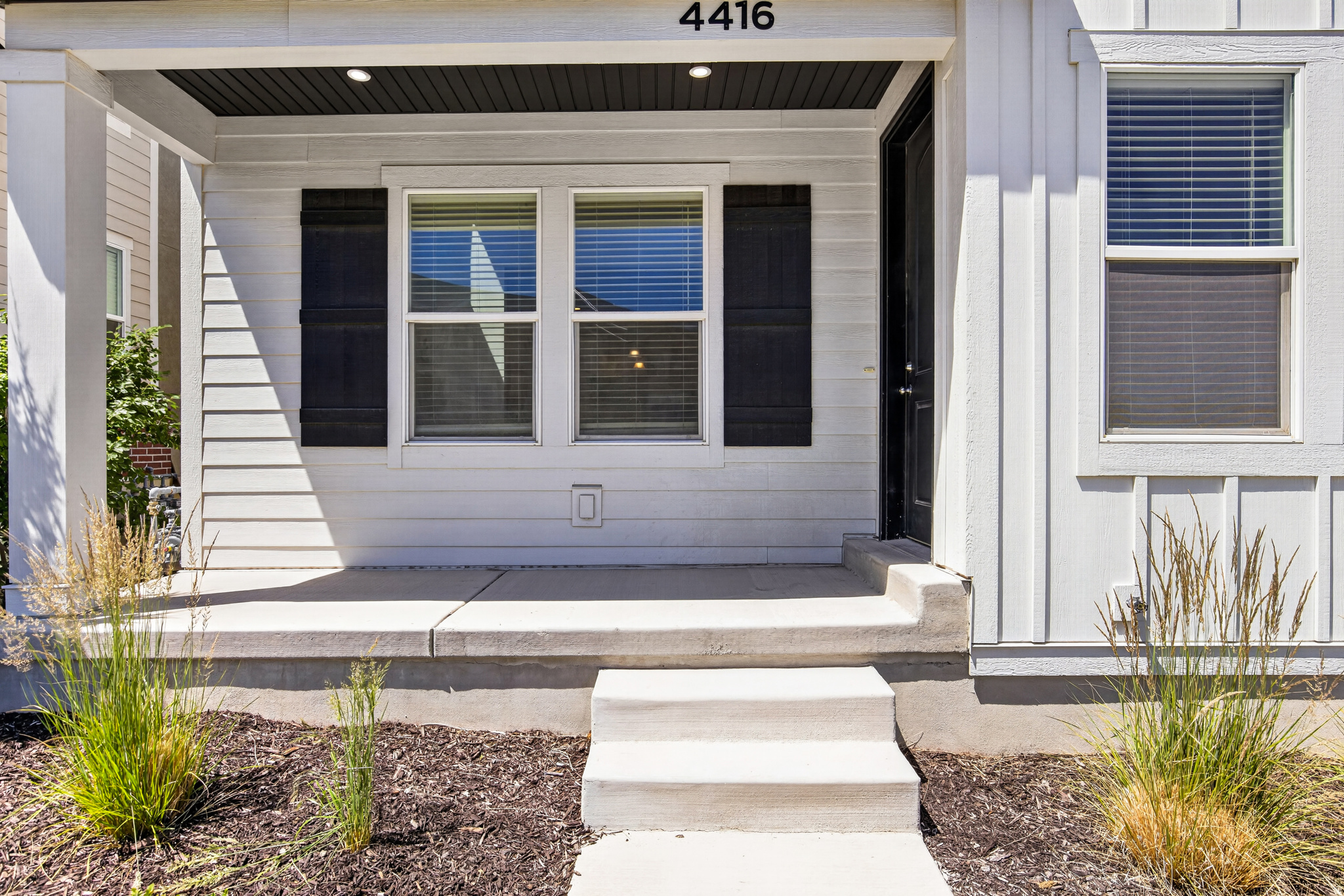 MOUNTAIN RIDGE - Residential