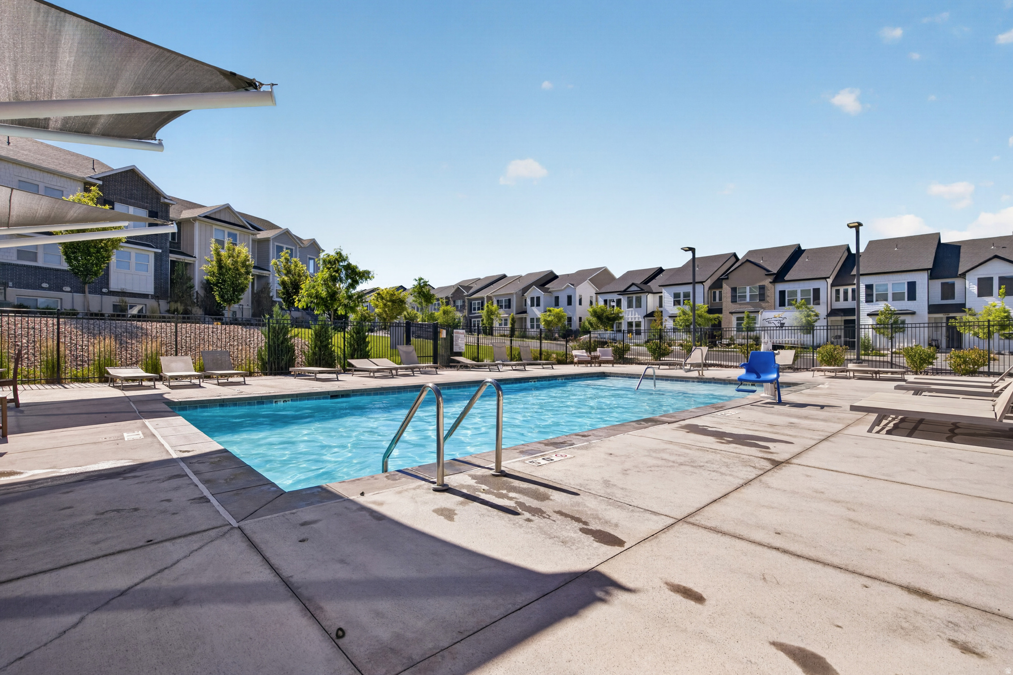 MOUNTAIN RIDGE - Residential