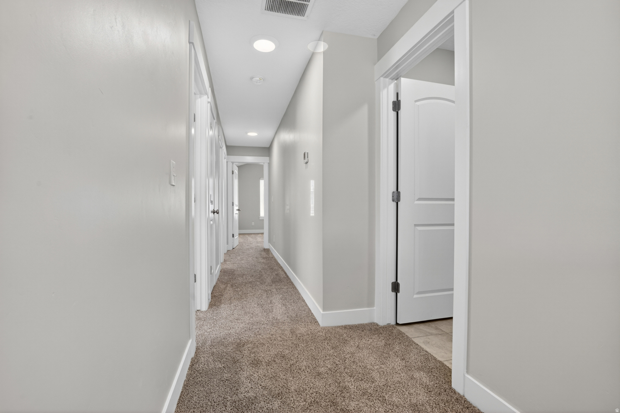 MOUNTAIN RIDGE - Residential