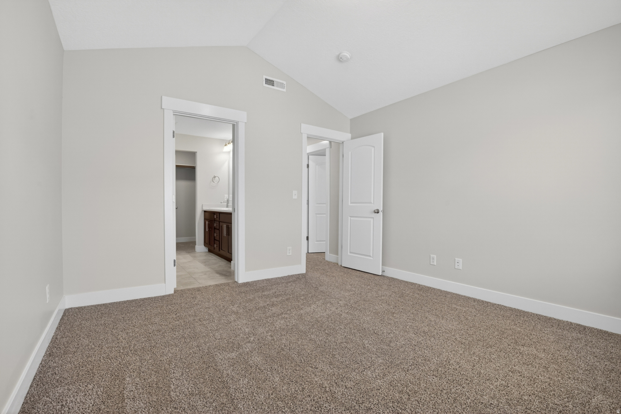 MOUNTAIN RIDGE - Residential