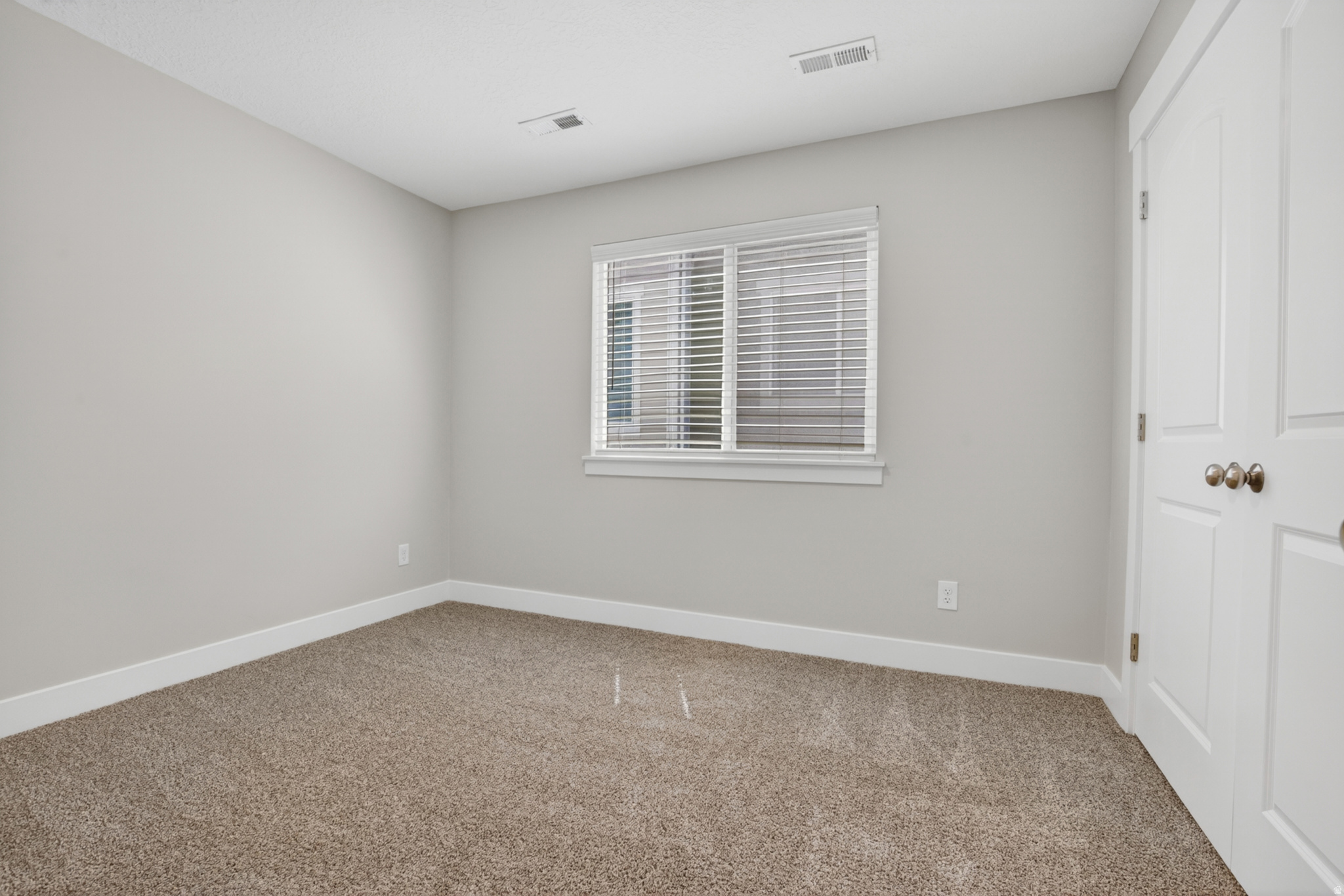 MOUNTAIN RIDGE - Residential
