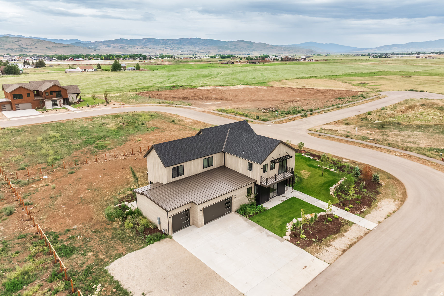 FRONTIER ACRES - Residential