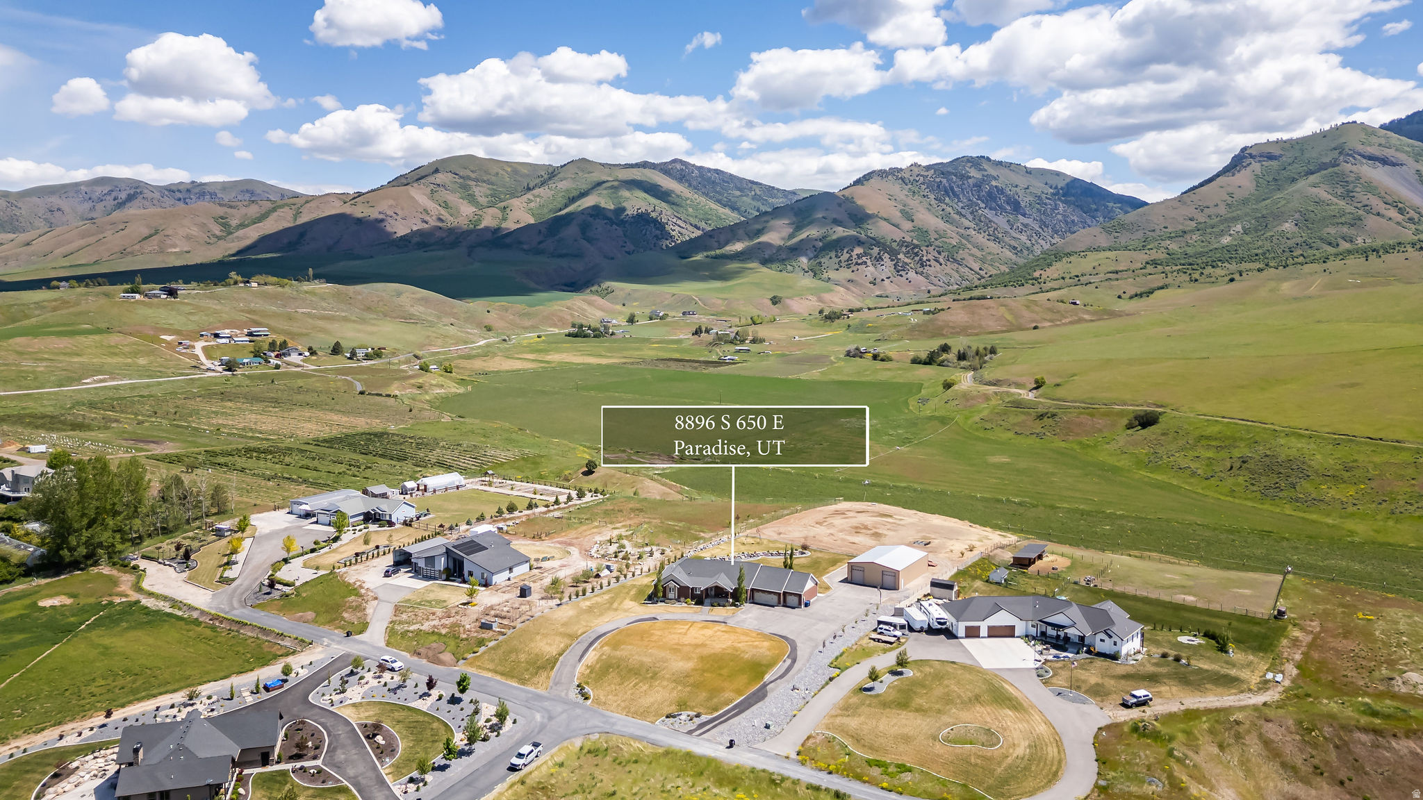 PARADISE HILLS SMALL SUBDIVISON, LOT 3 - Residential