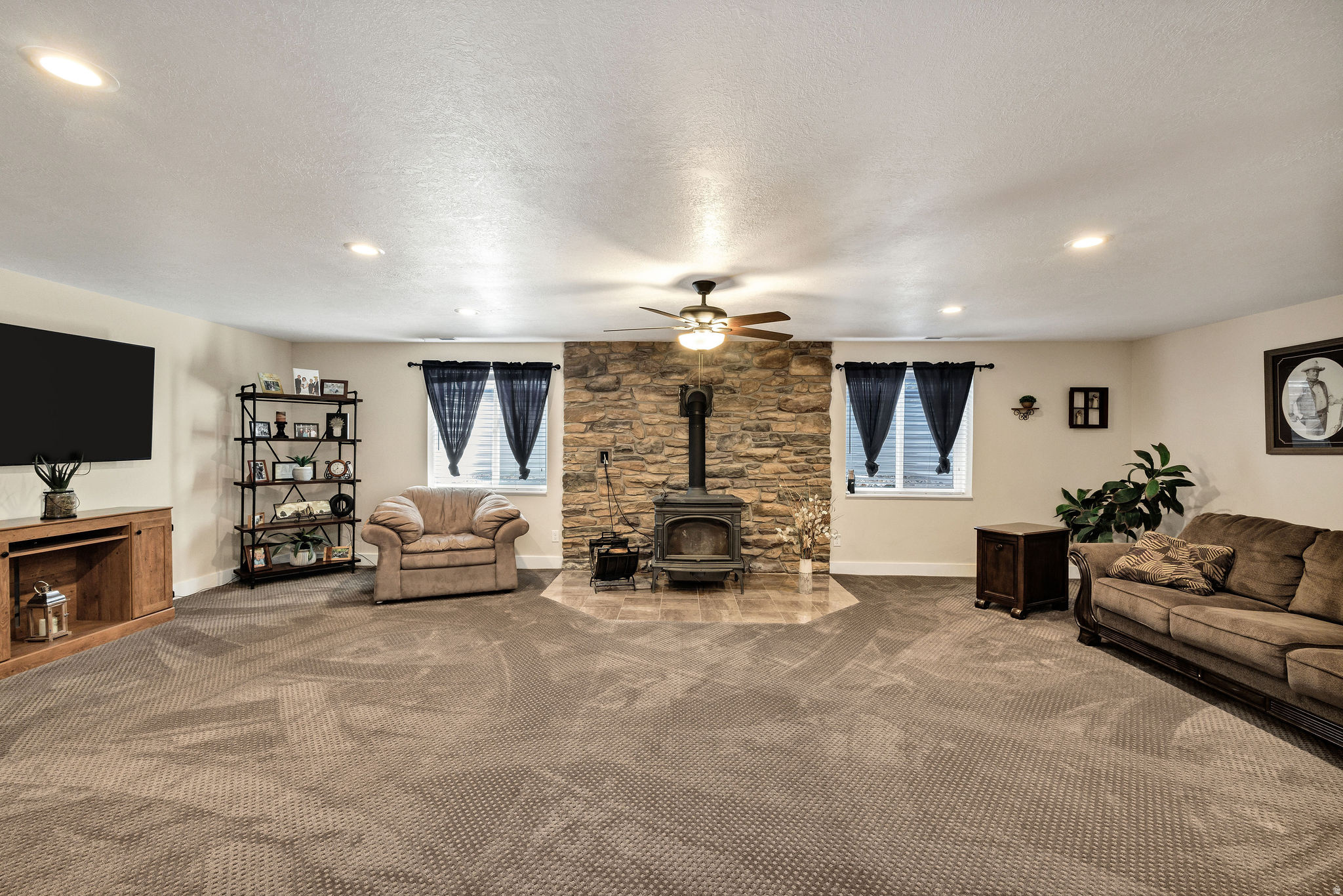 PARADISE HILLS SMALL SUBDIVISON, LOT 3 - Residential