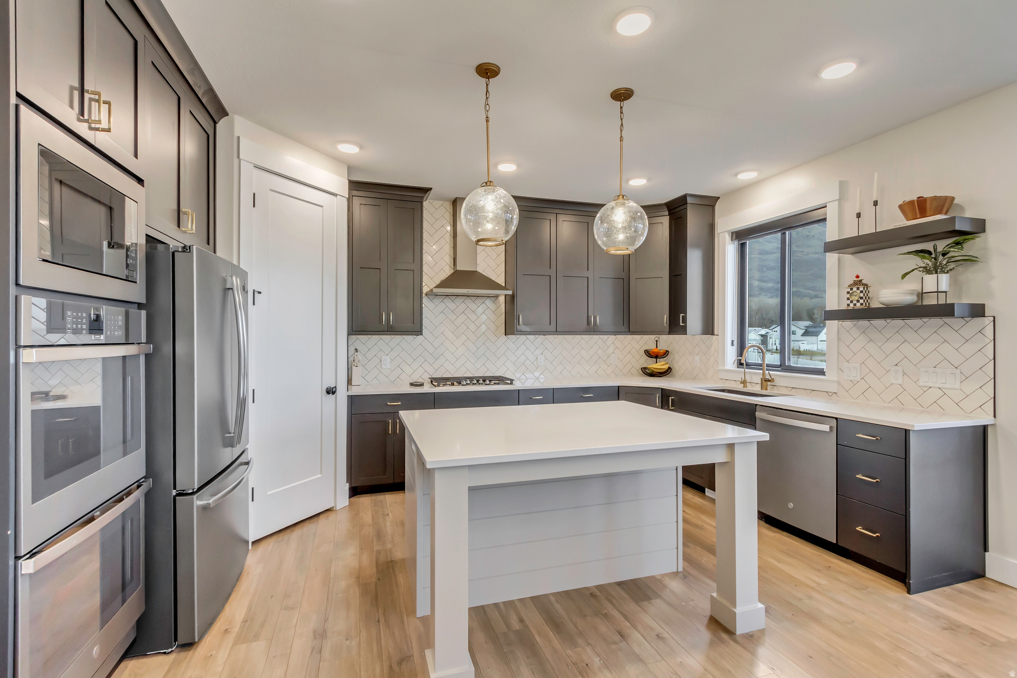 NORTHWOOD HILLS - Residential