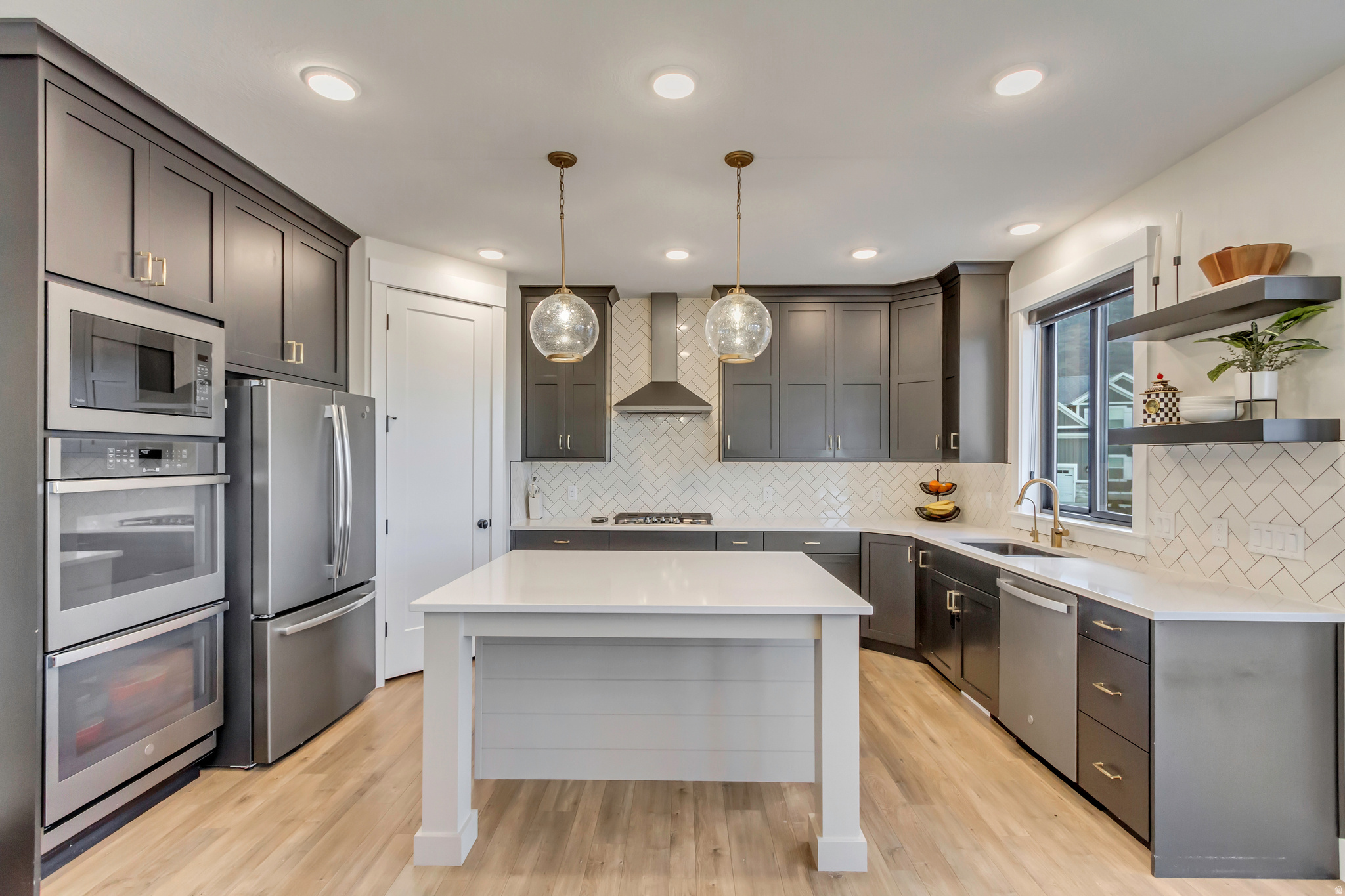 NORTHWOOD HILLS - Residential