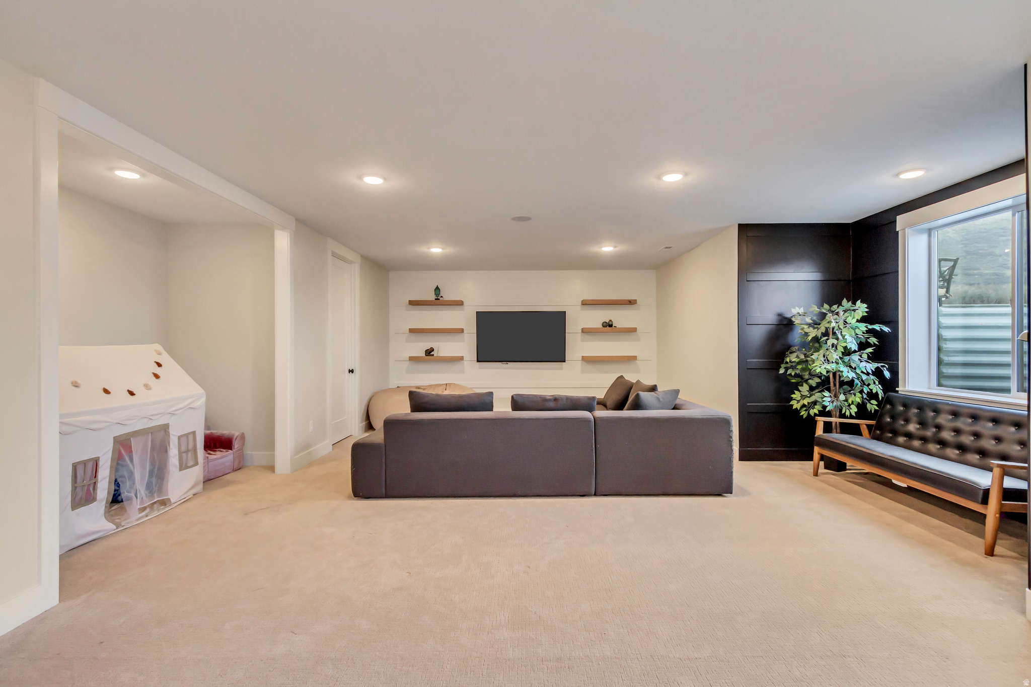 NORTHWOOD HILLS - Residential