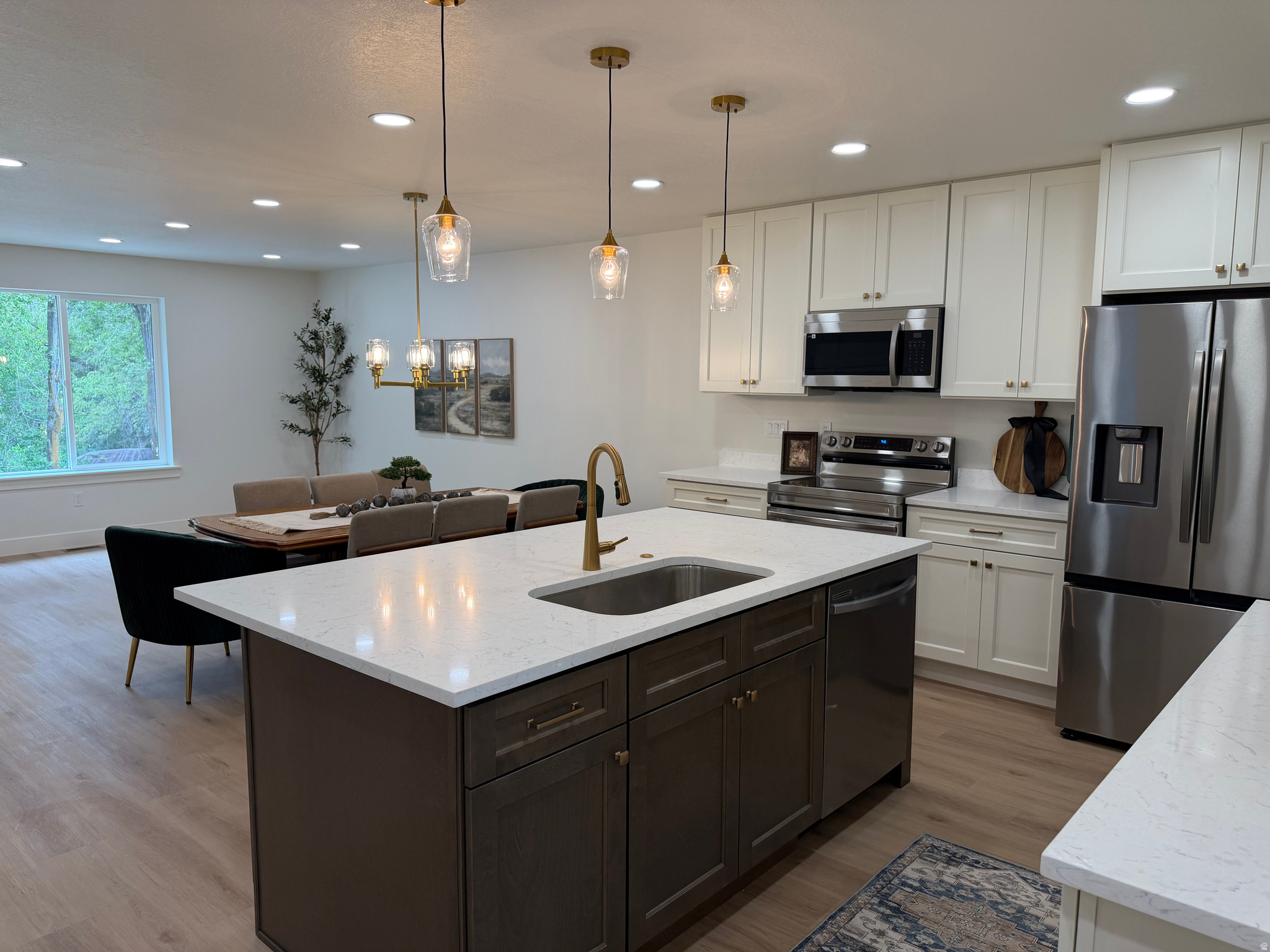 GREGORY STABLES - Residential