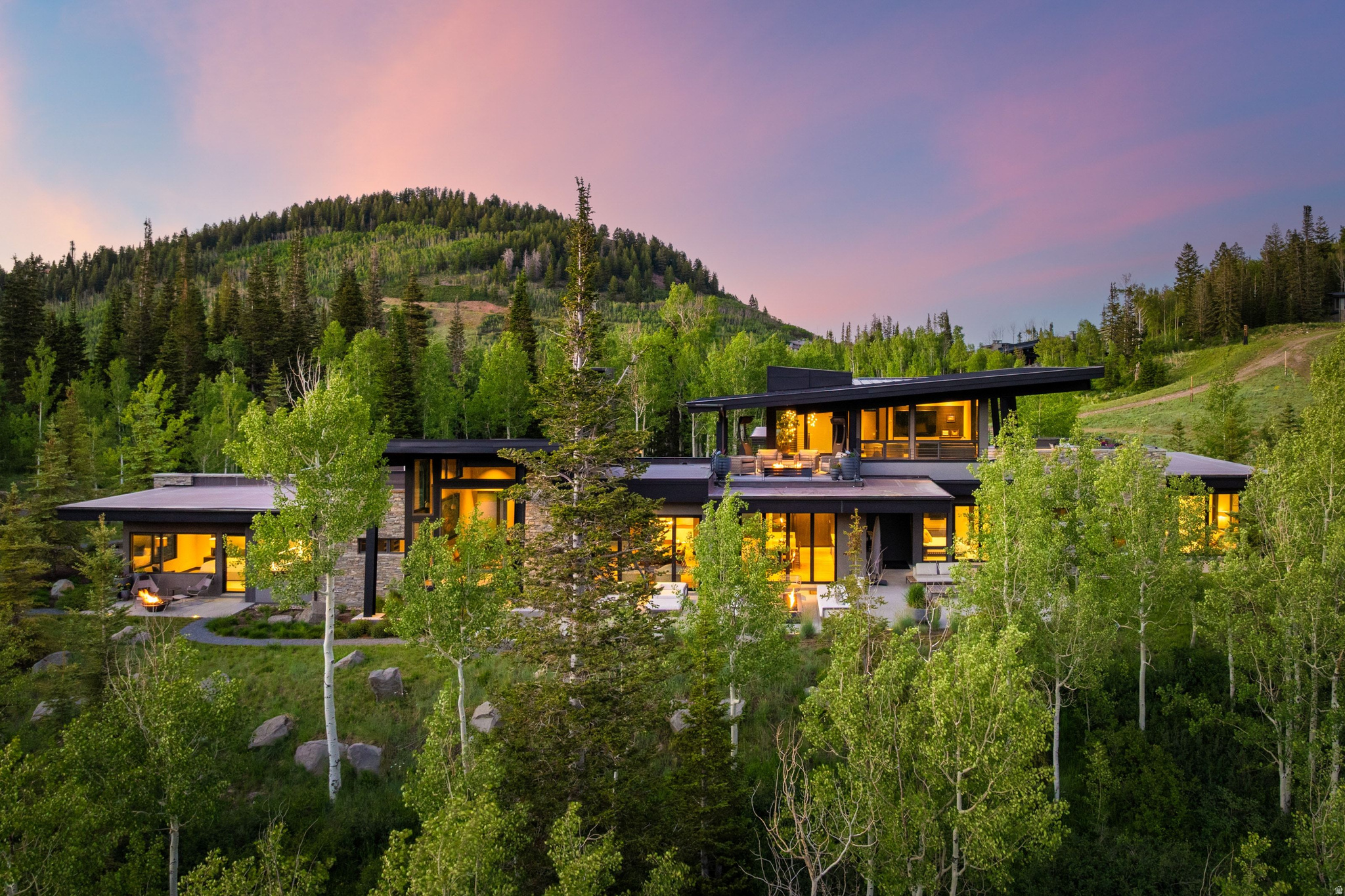 COLONY @WHITE PINE - Residential