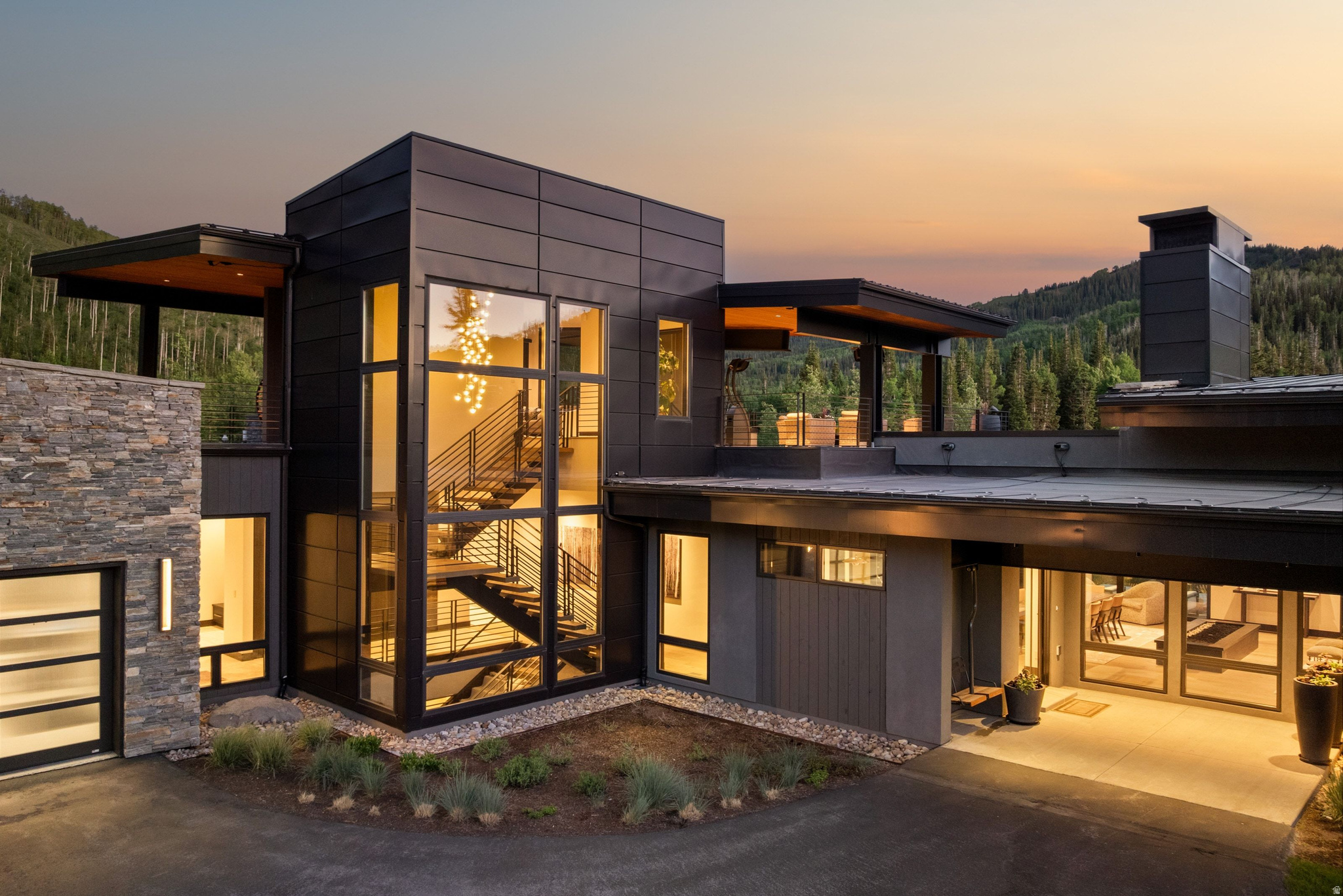 COLONY @WHITE PINE - Residential