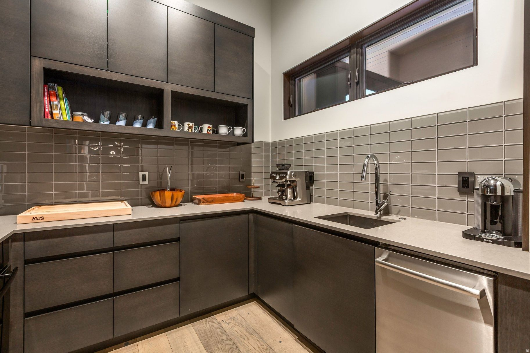 COLONY @WHITE PINE - Residential