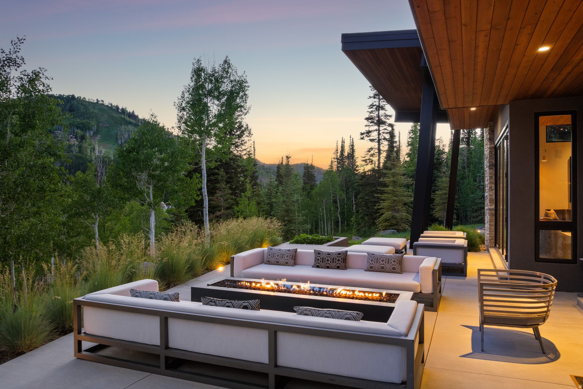 COLONY @WHITE PINE - Residential