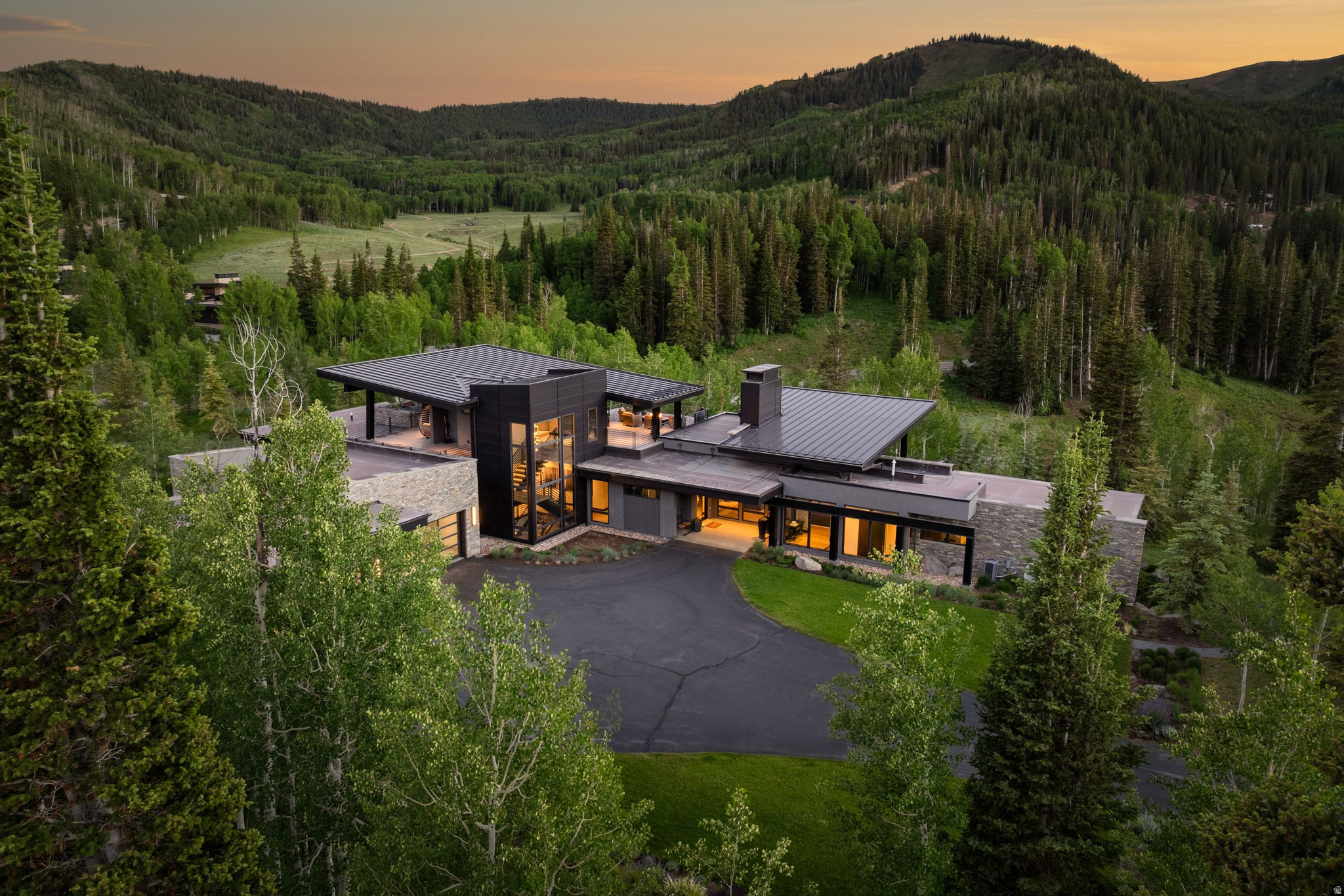 COLONY @WHITE PINE - Residential