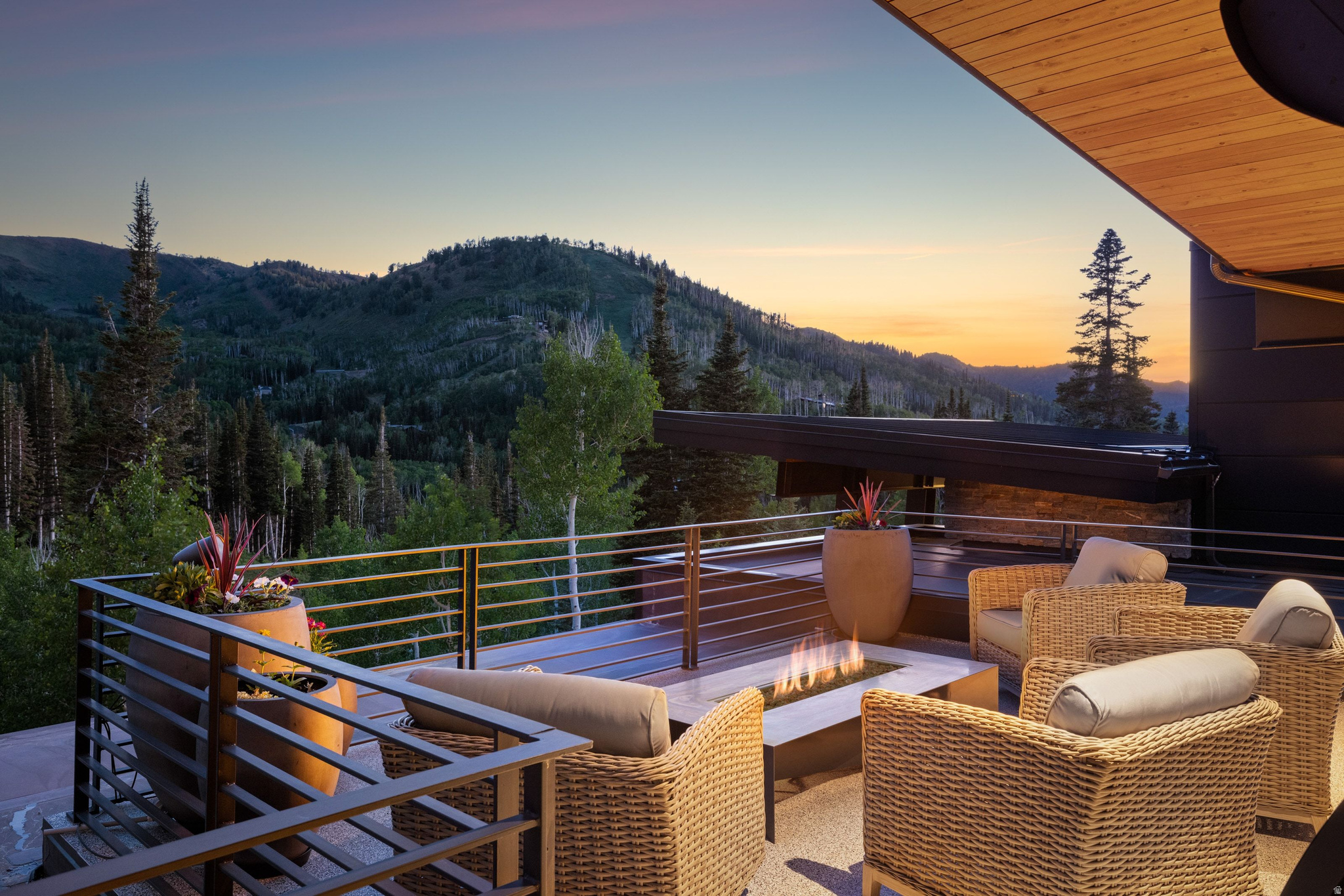 COLONY @WHITE PINE - Residential