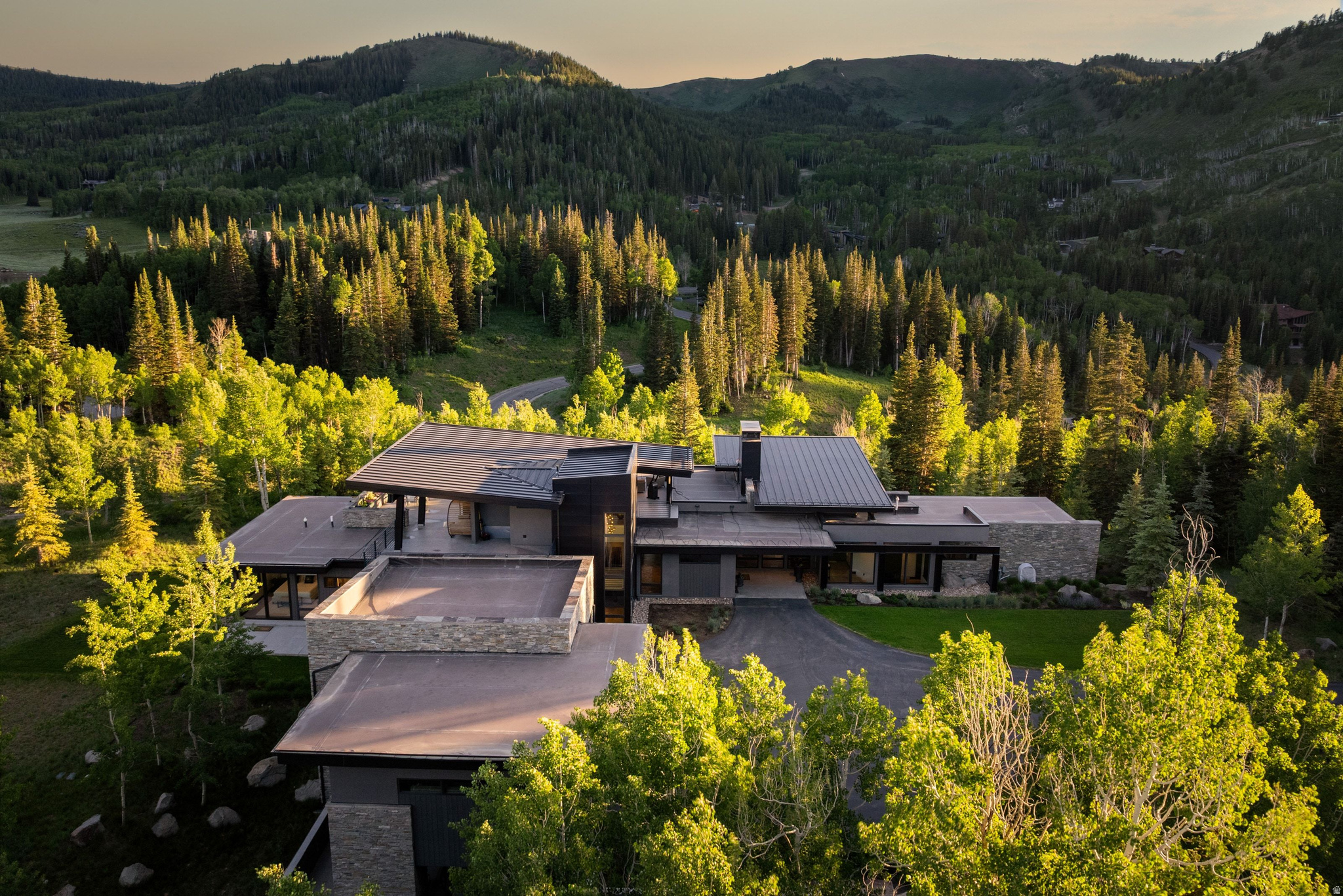 COLONY @WHITE PINE - Residential