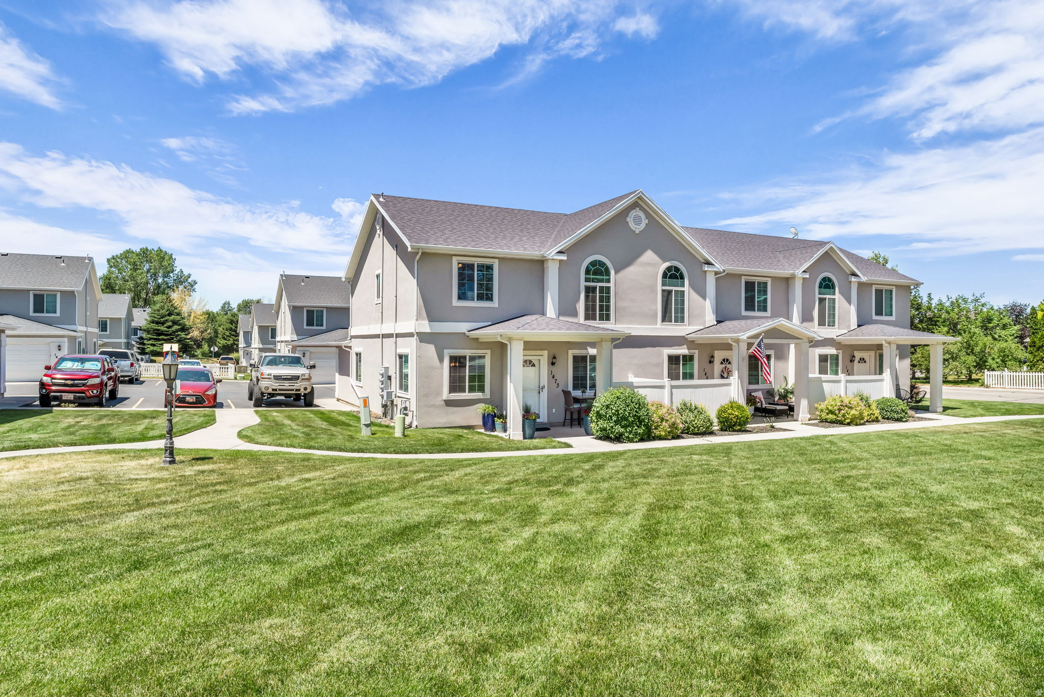 BROOKSIDE - Residential