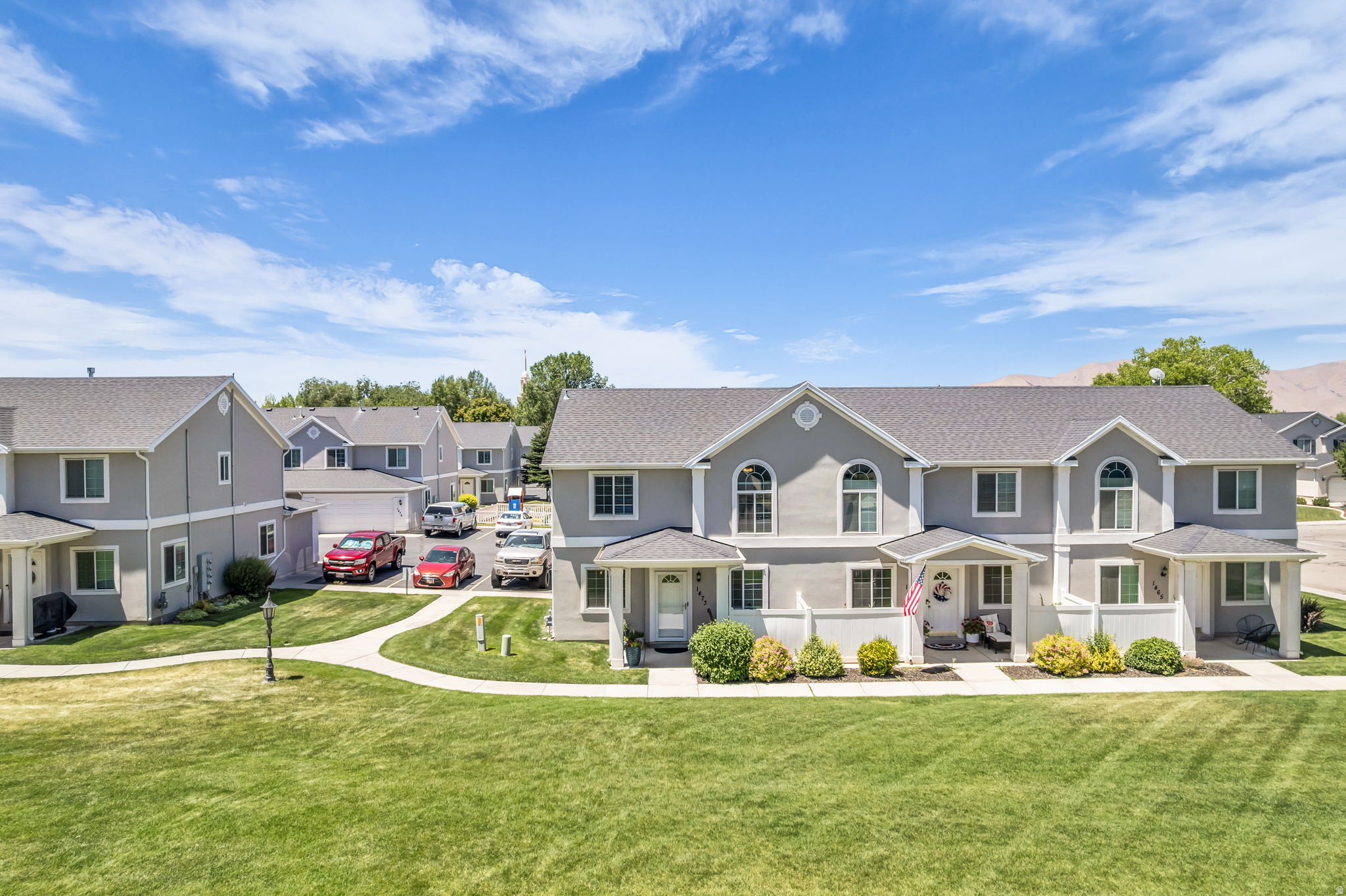 BROOKSIDE - Residential