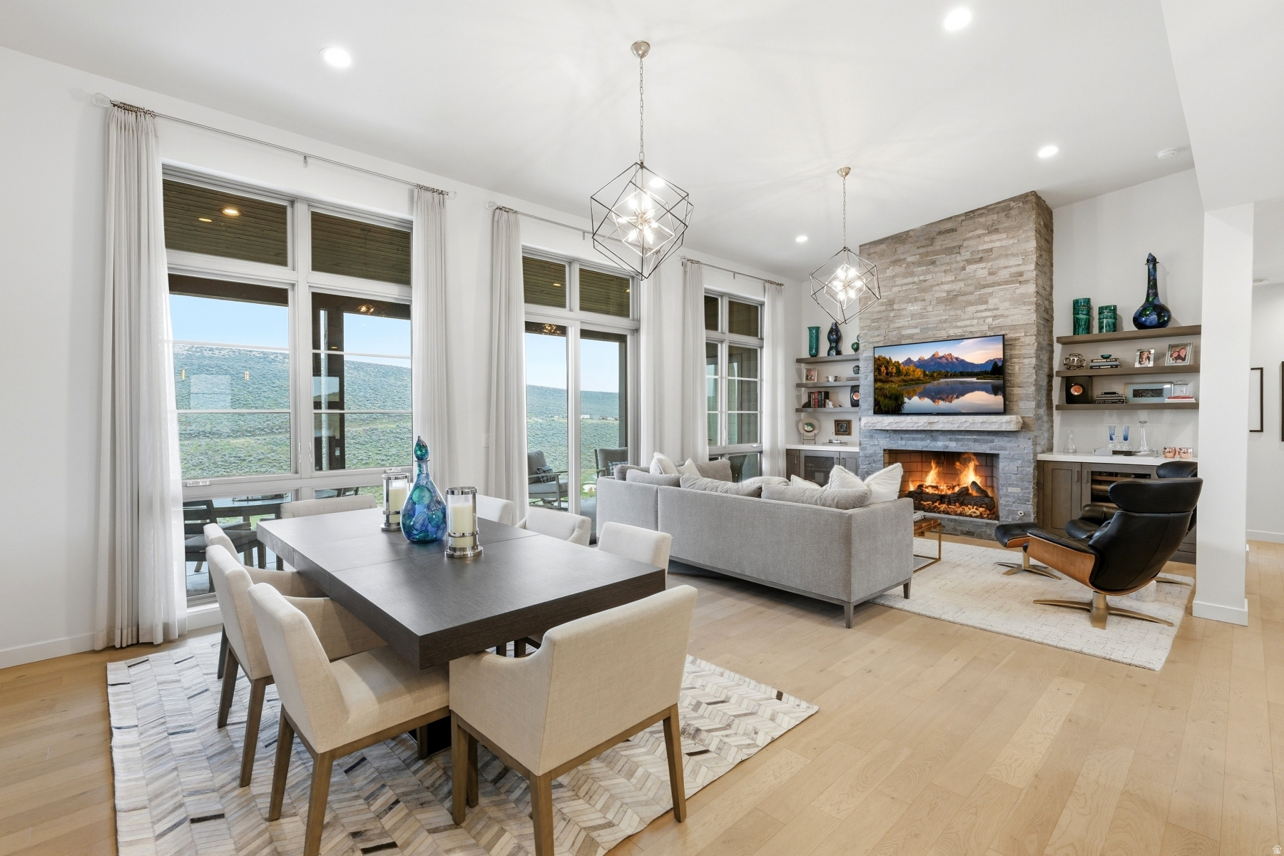 VILLAS AT PAINTED VALLEY - Residential