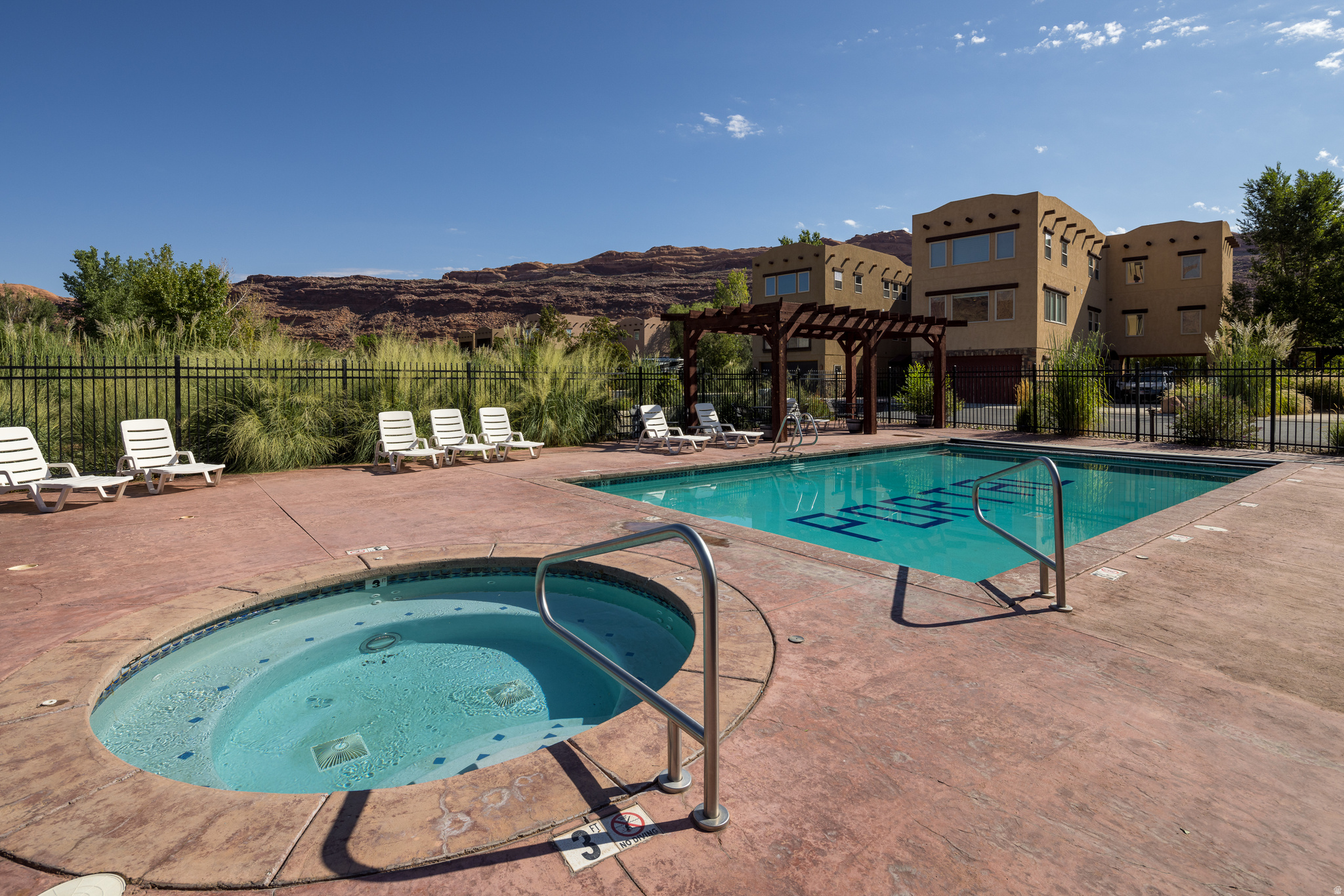 PORTAL RV RESORT - Residential