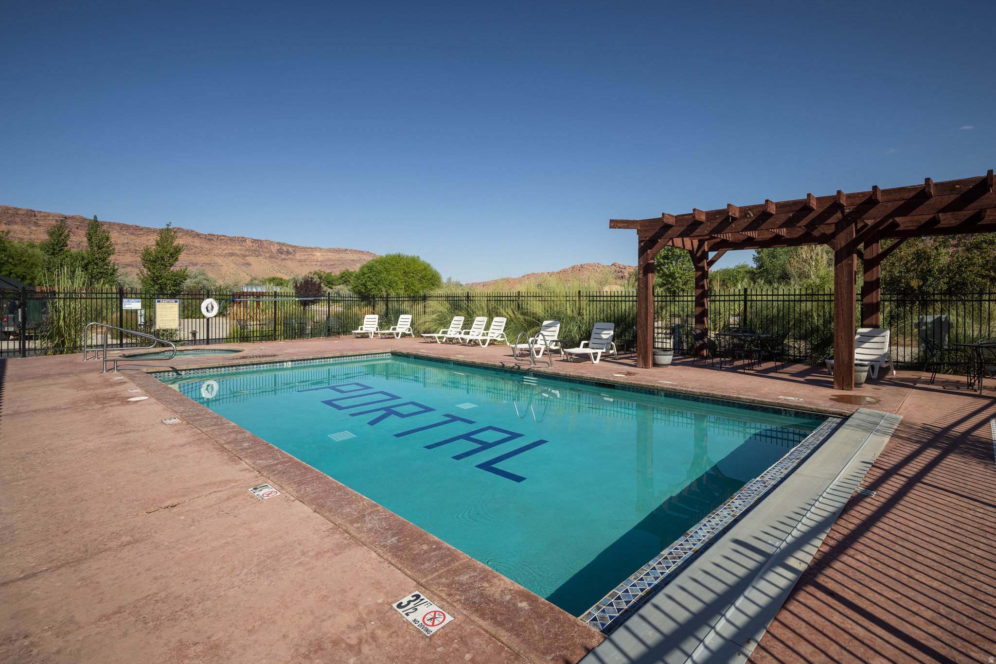 PORTAL RV RESORT - Residential