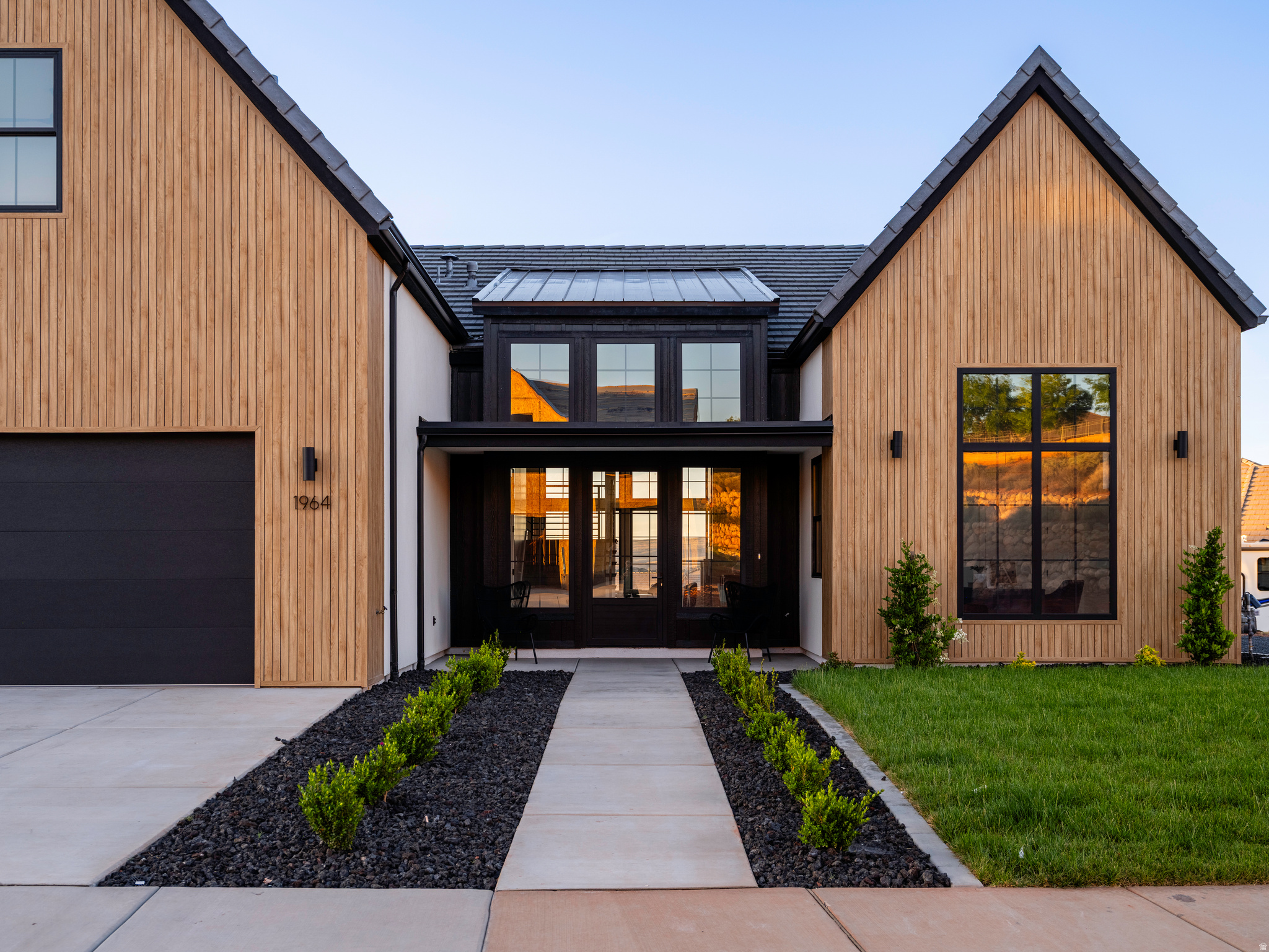 ESTATES AT BURKSPRINGS - Residential