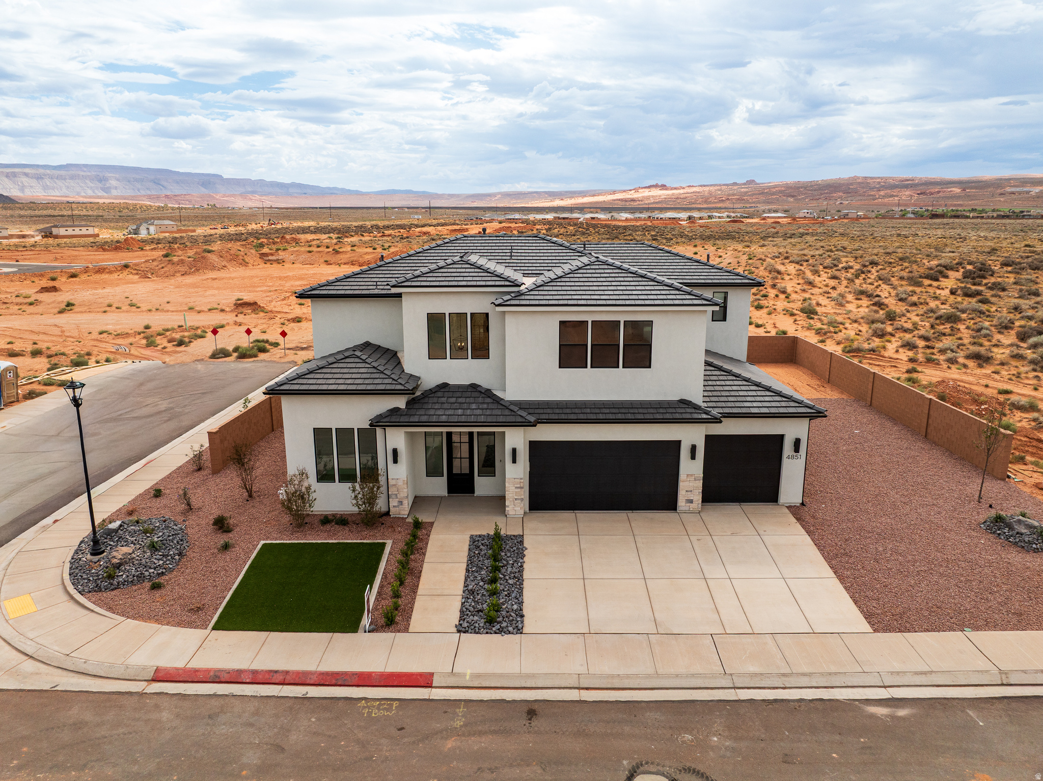 RED SANDS - Residential