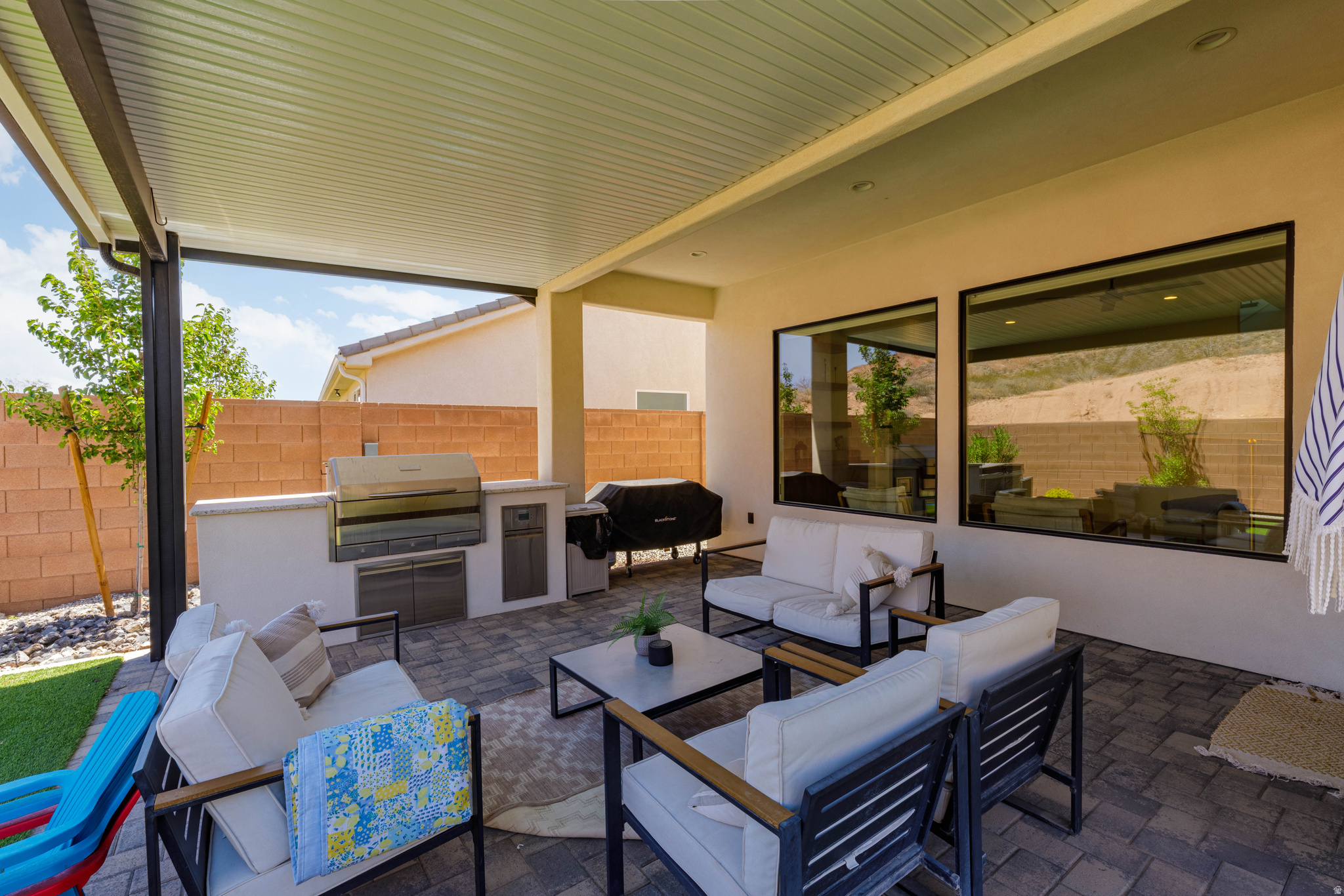 RED MESA AT SUNRISE VALLEY 2 - Residential