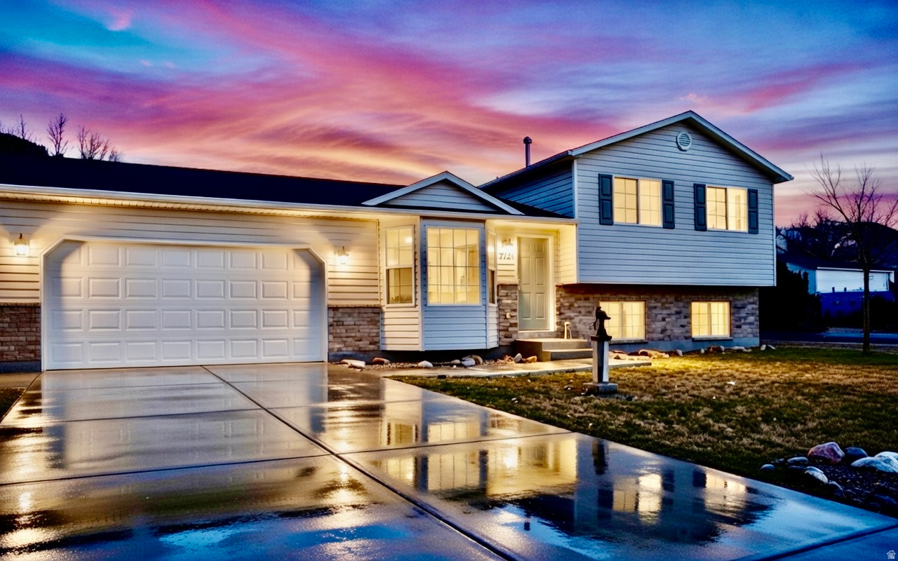 Don't miss this Fully remodeled home with new stainless appliances. You'll love the low maintenance exterior and covered patio. Perfectly situated near fantastic Freedom Park. Includes 500 bonus sqft of tall-ish crawl space with a concrete floor not included in the square footage, perfect for storage or maybe even a fun playroom.