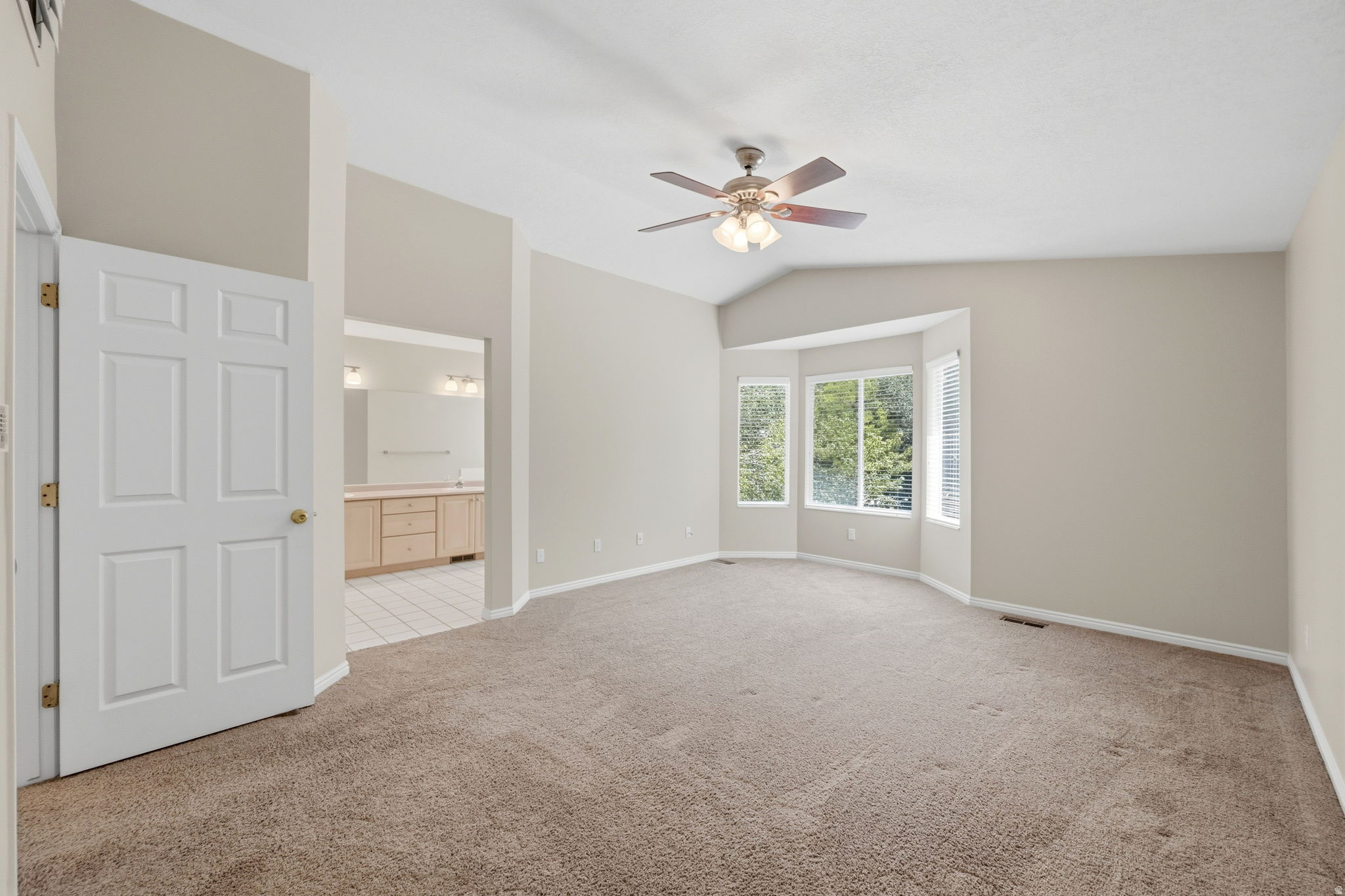 MILL HOLLOW ESTATES - Residential