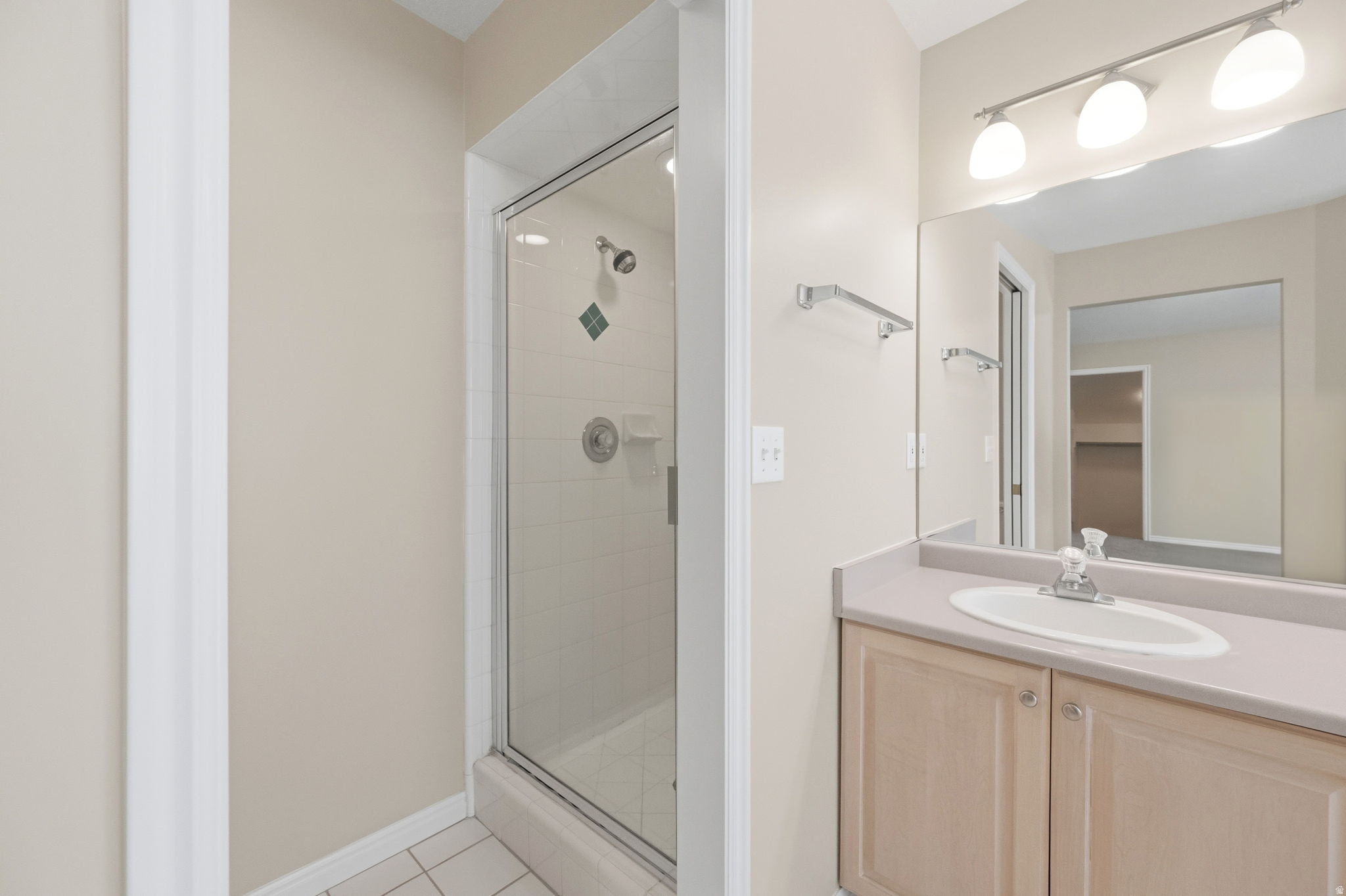 MILL HOLLOW ESTATES - Residential