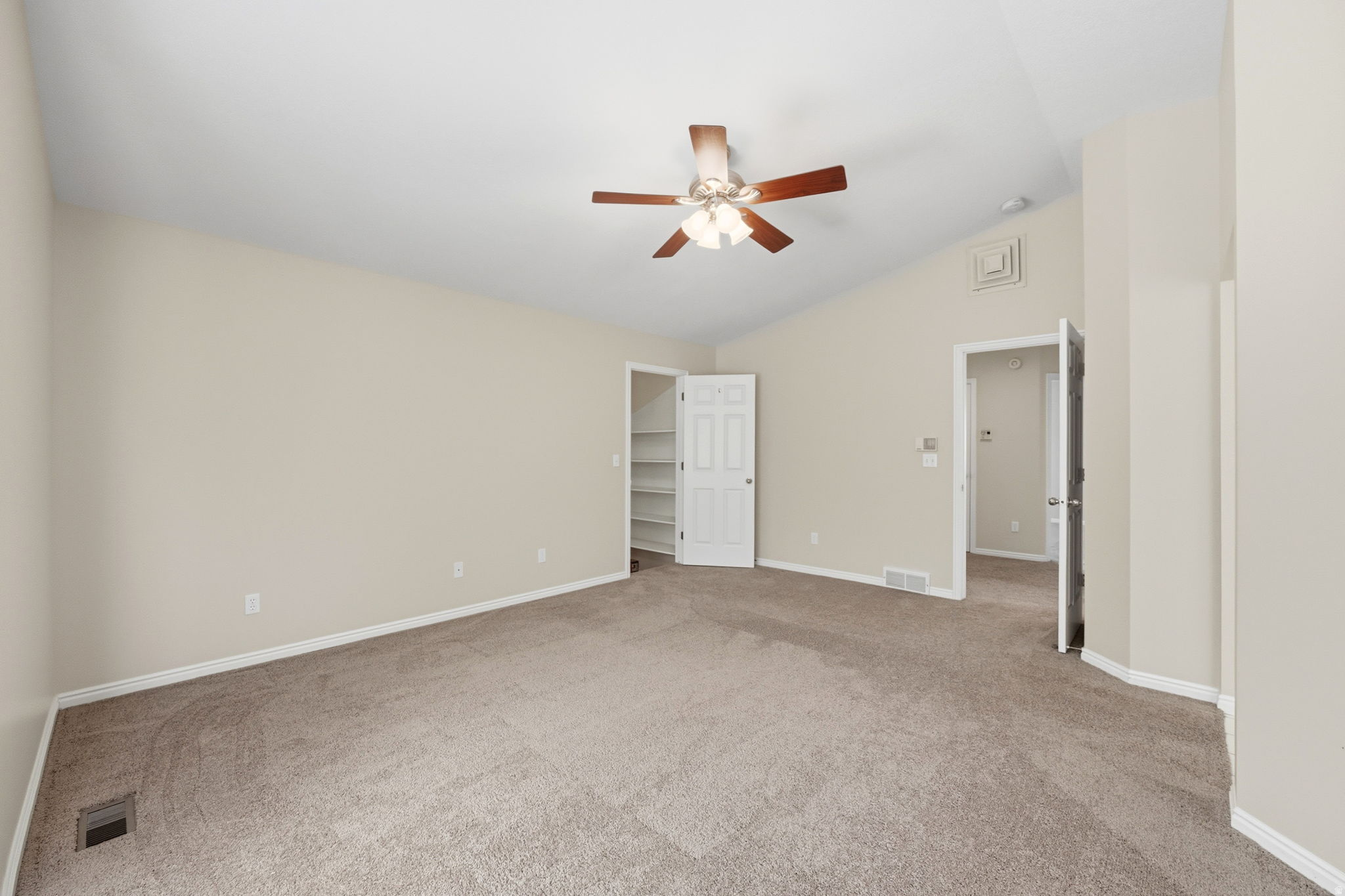 MILL HOLLOW ESTATES - Residential
