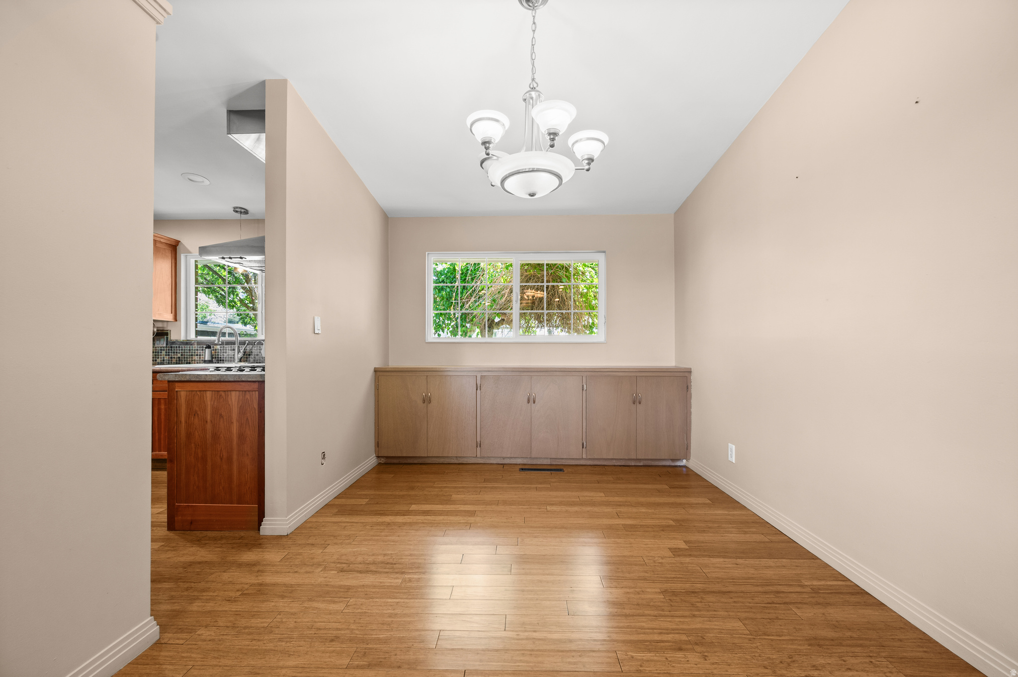 MT OLYMPUS ACRES SUB - Residential