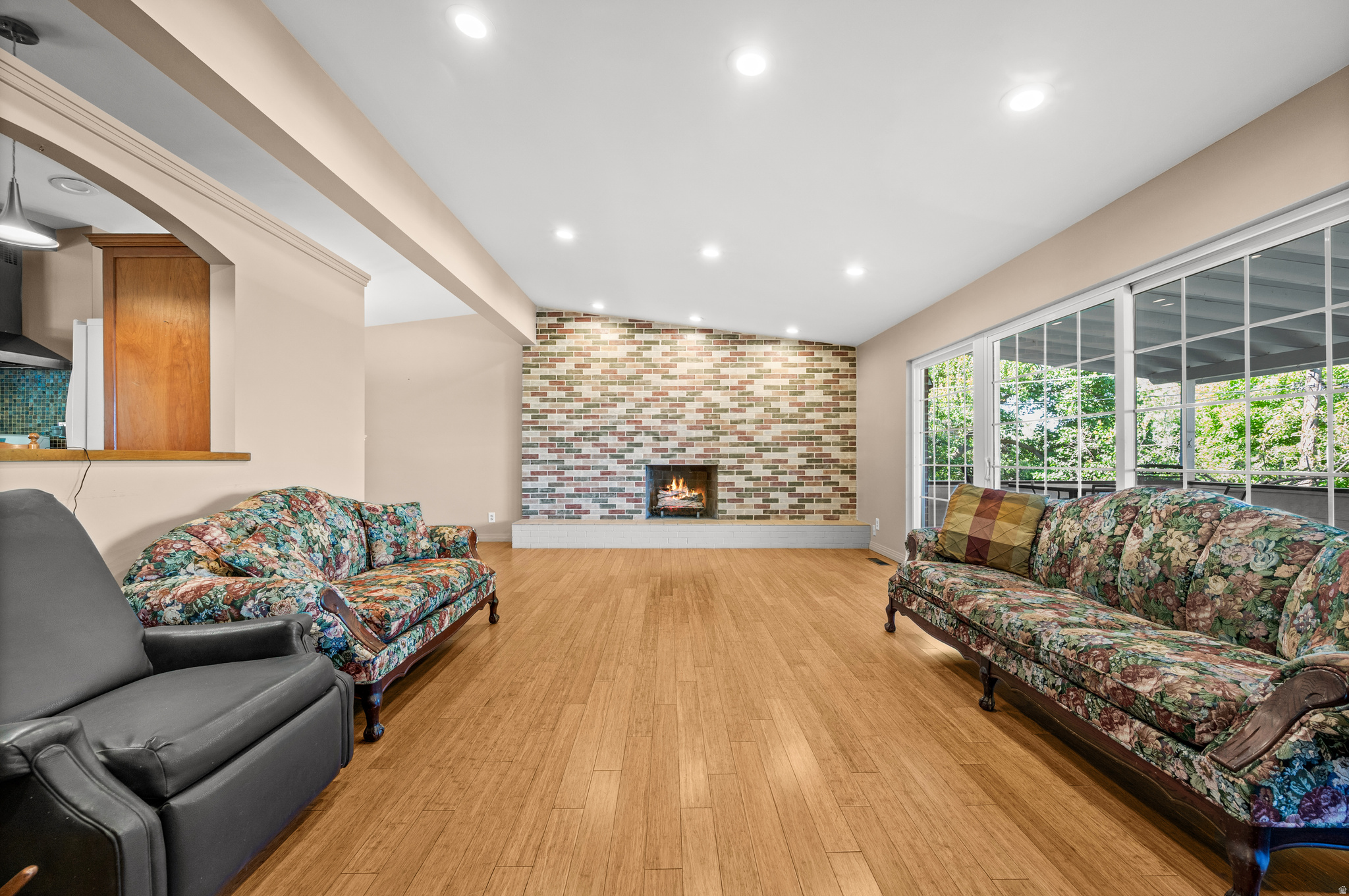 MT OLYMPUS ACRES SUB - Residential