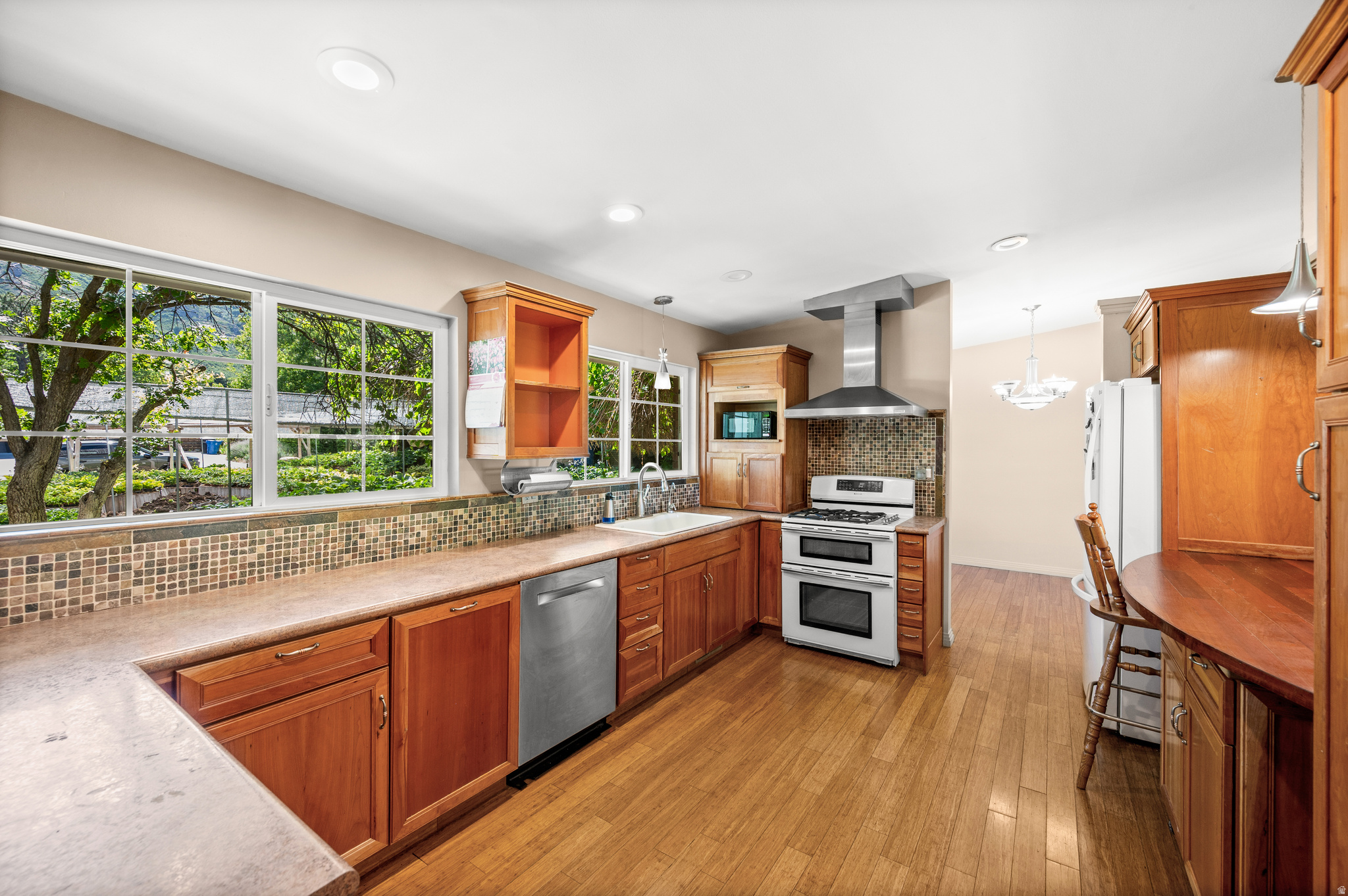 MT OLYMPUS ACRES SUB - Residential