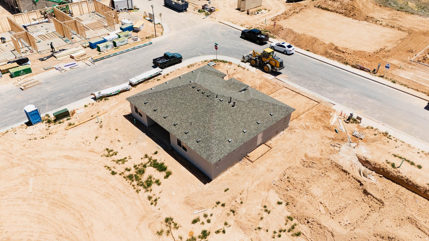 IRON WEST - Residential
