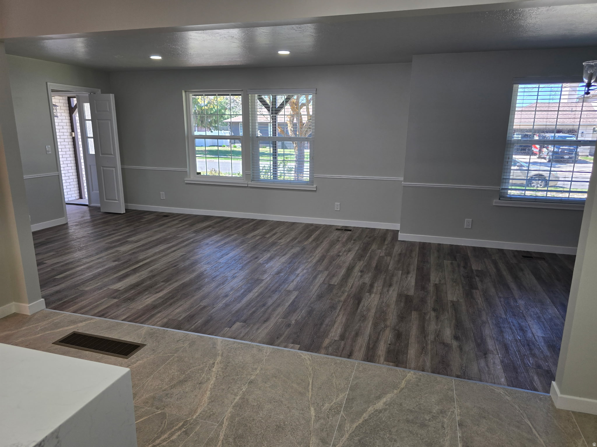 WILLOW CREEK TERRACE #4 - Residential